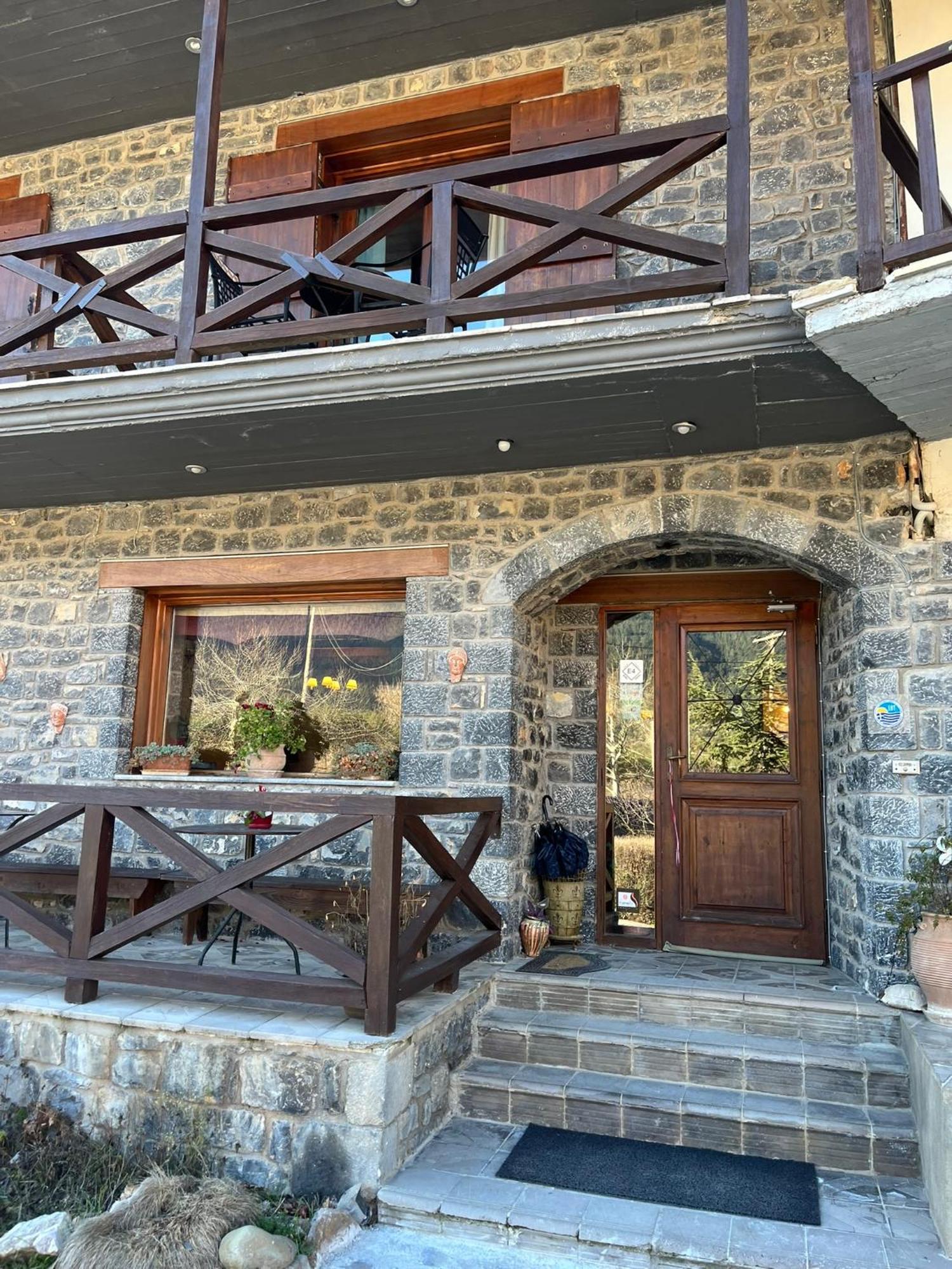 Guest house Guesthouse Teloni 3*