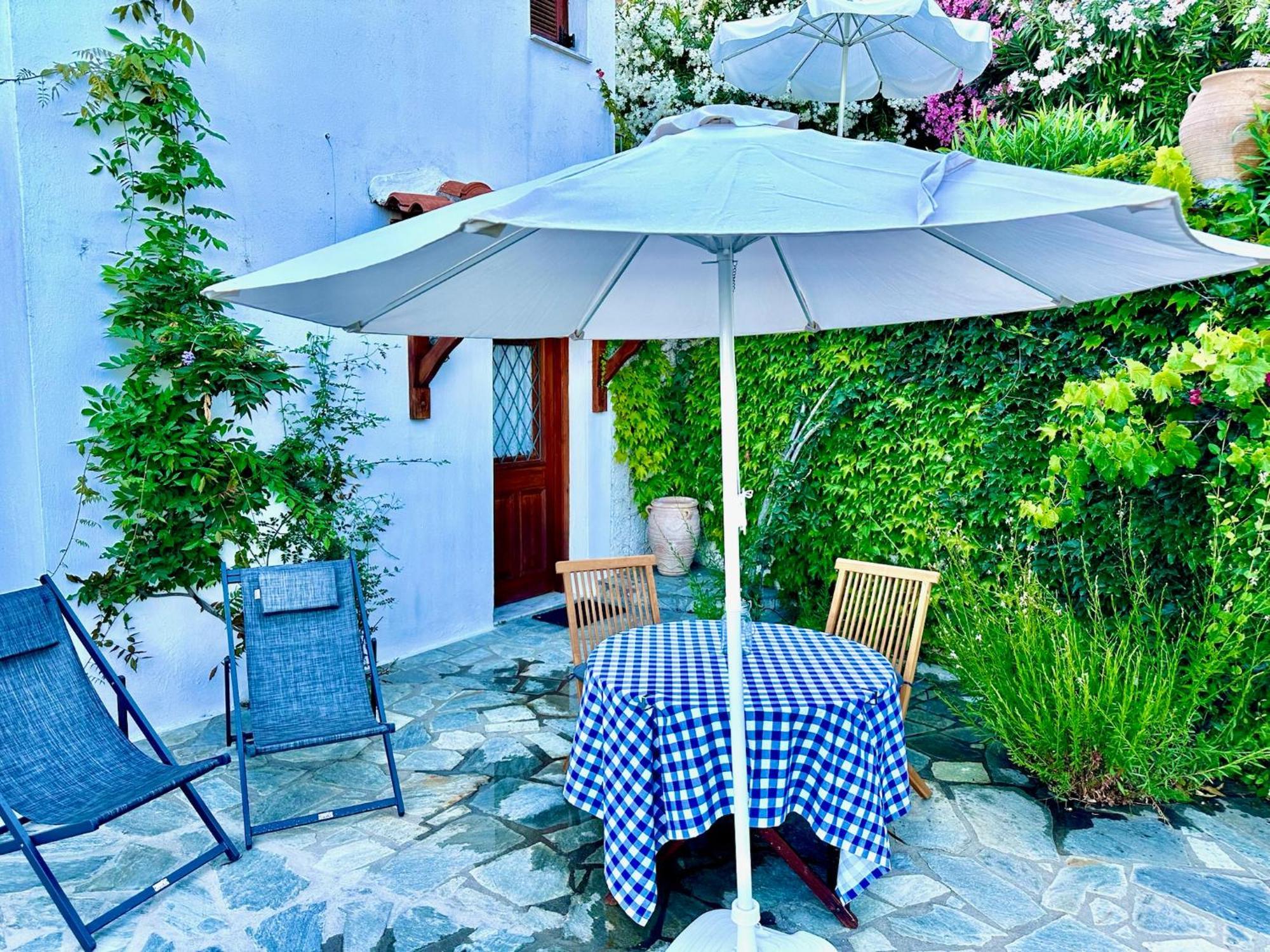 Athena Guest house Megali Ammos (Skiathos)