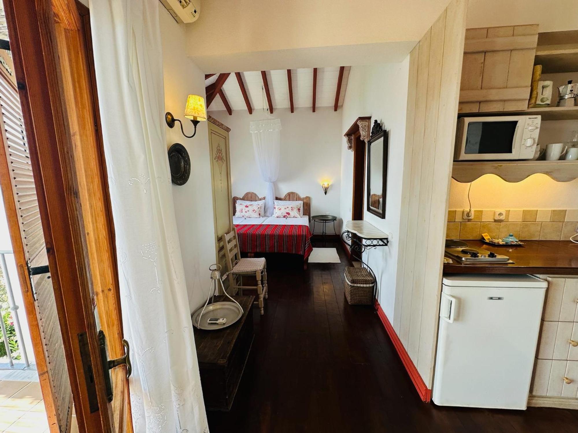 Guest house Athena