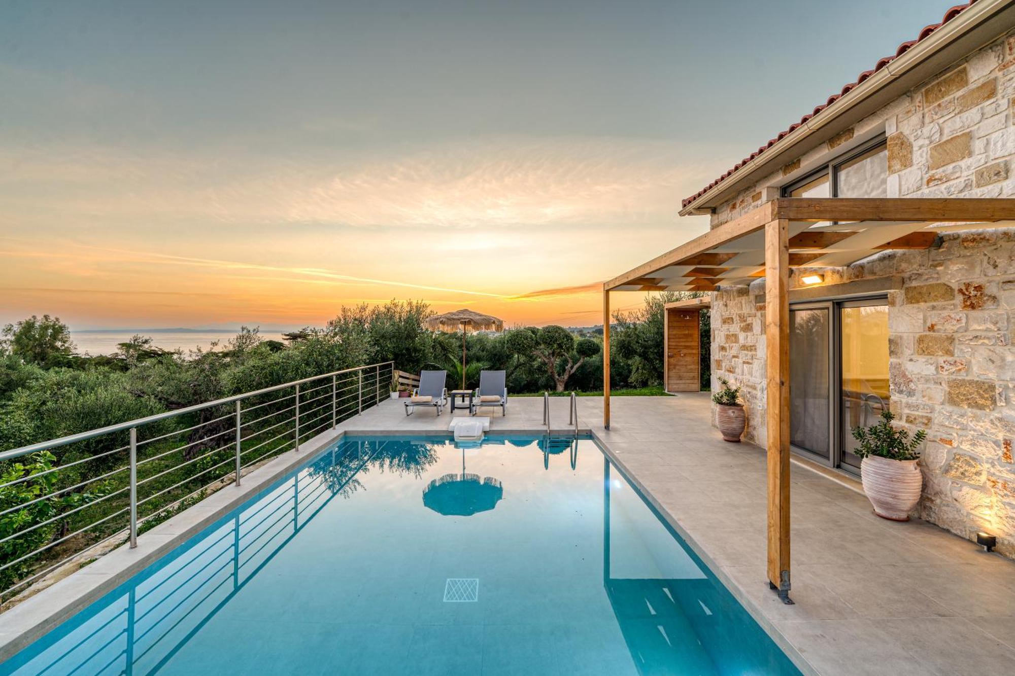 Fellenza - Pool By The Sea With Stunning Sunriseview By Mana Gers