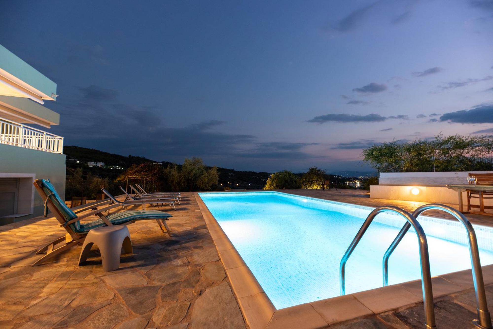 Villa Marianne's Olive Grove Vouliagmeni Lake