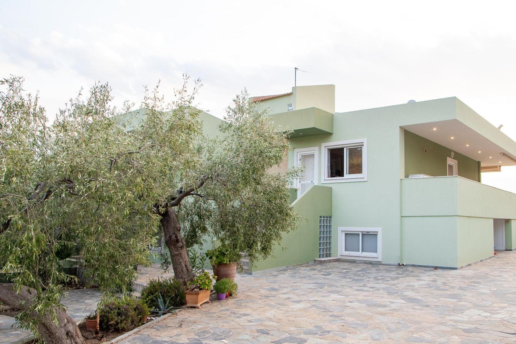 Marianne's Olive Grove Villa Vouliagmeni Lake