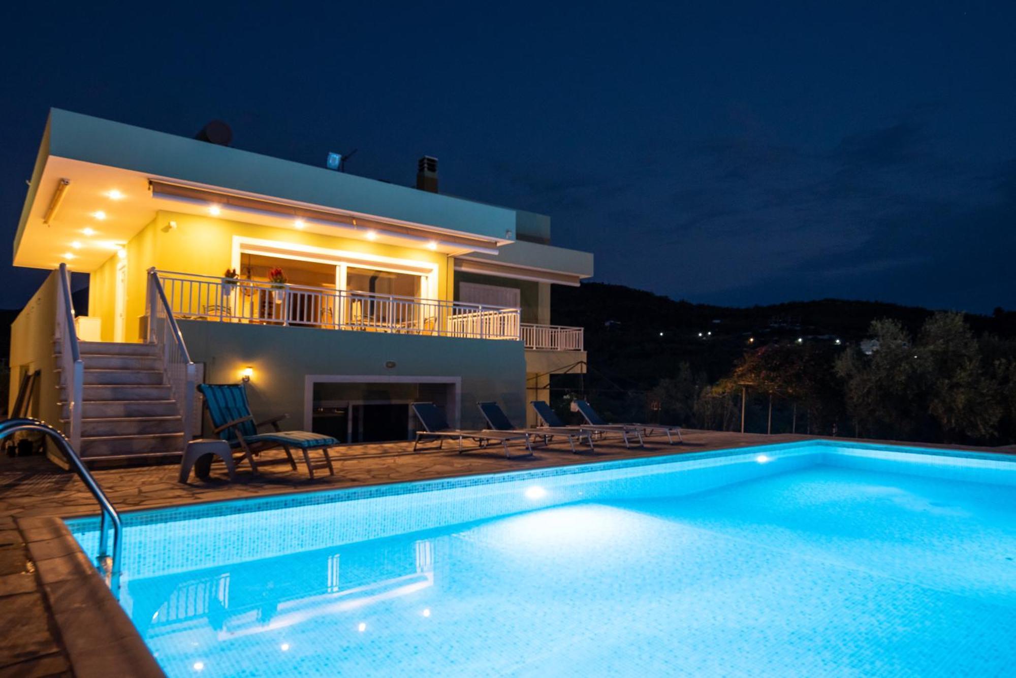 Marianne's Olive Grove Villa Vouliagmeni Lake