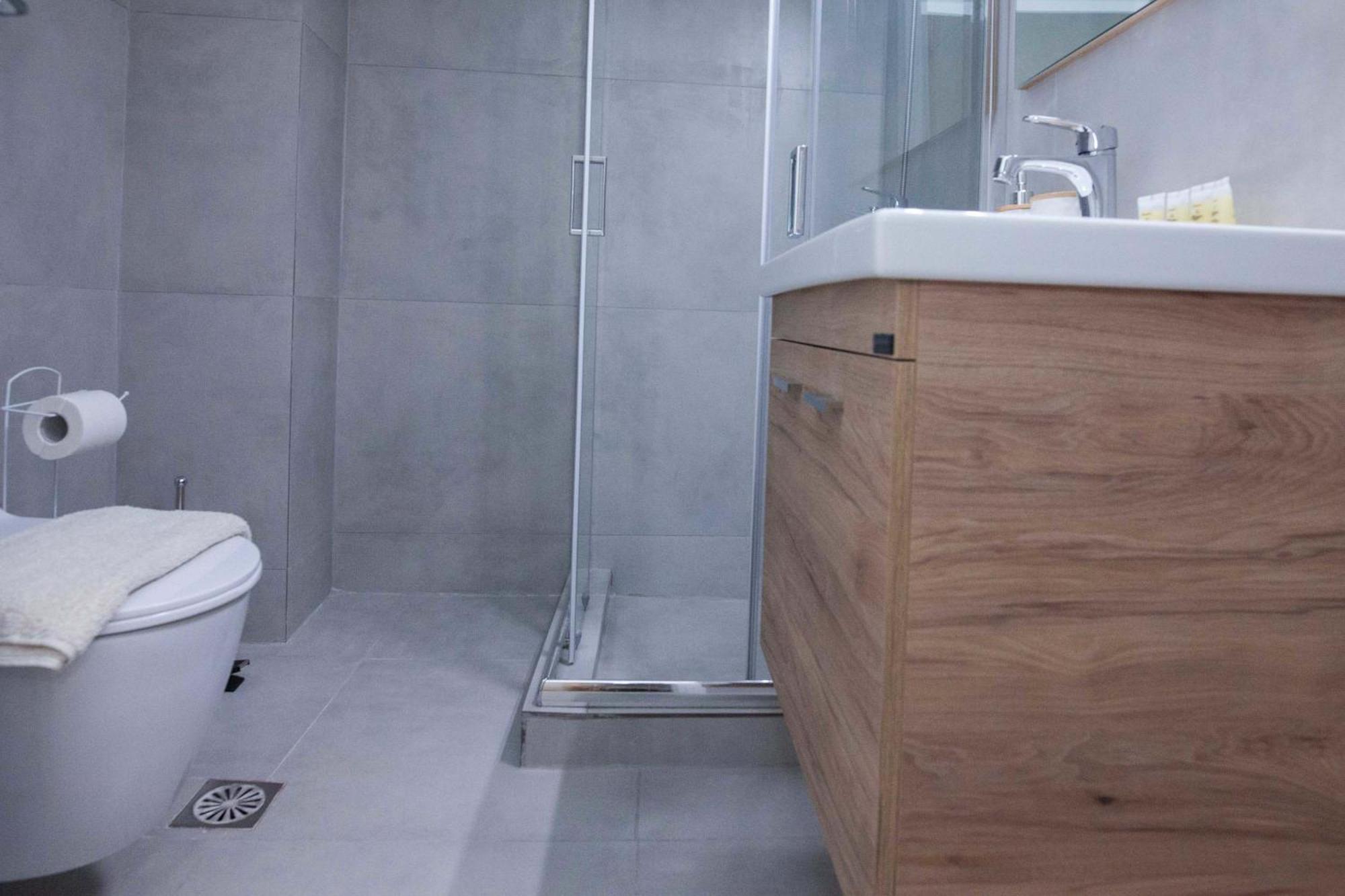 Fresh Urban 1 Bd With Balcony In Zografou *