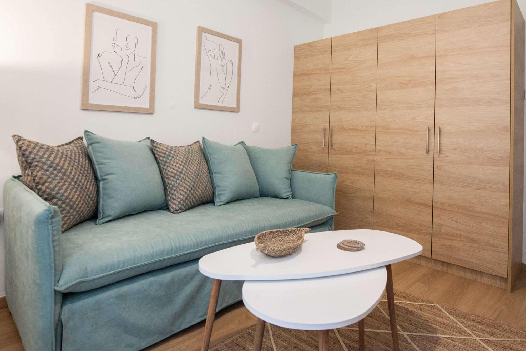 Fresh Urban 1 Bd With Balcony In Zografou *