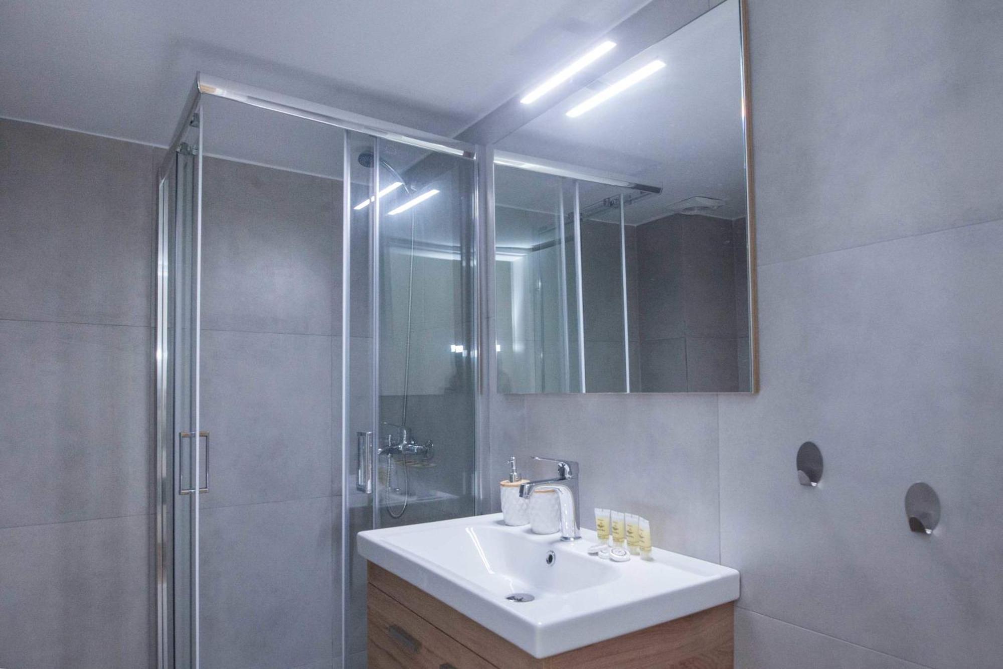 Fresh Urban 1 Bd With Balcony In Zografou Apartment
