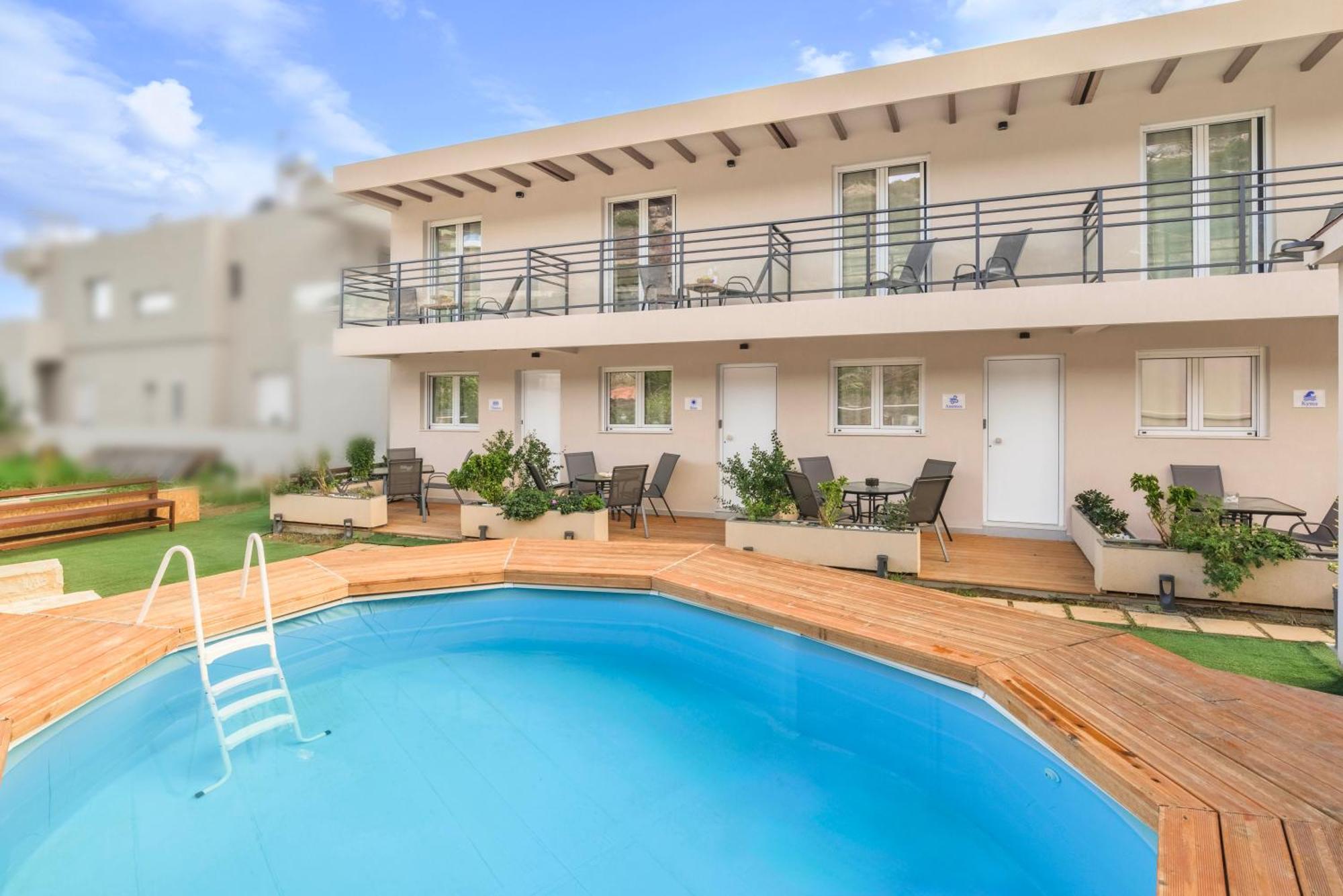Homes Bluegreen - Beachfront, Pool, Garden And Bbq - Near Heraklion Holiday home *