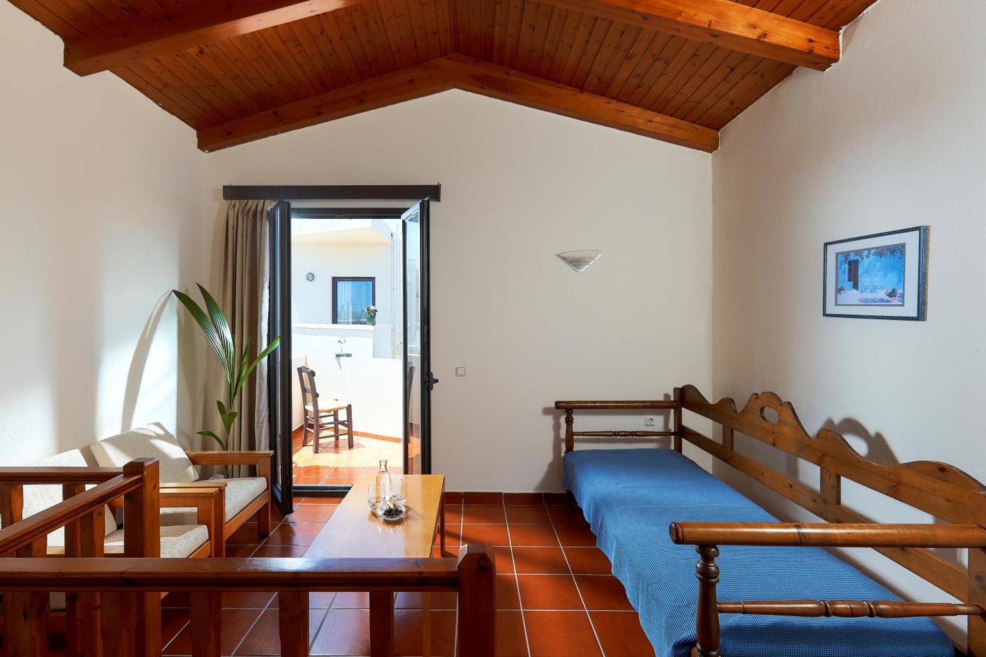 Aparthotel Creteco & 4*