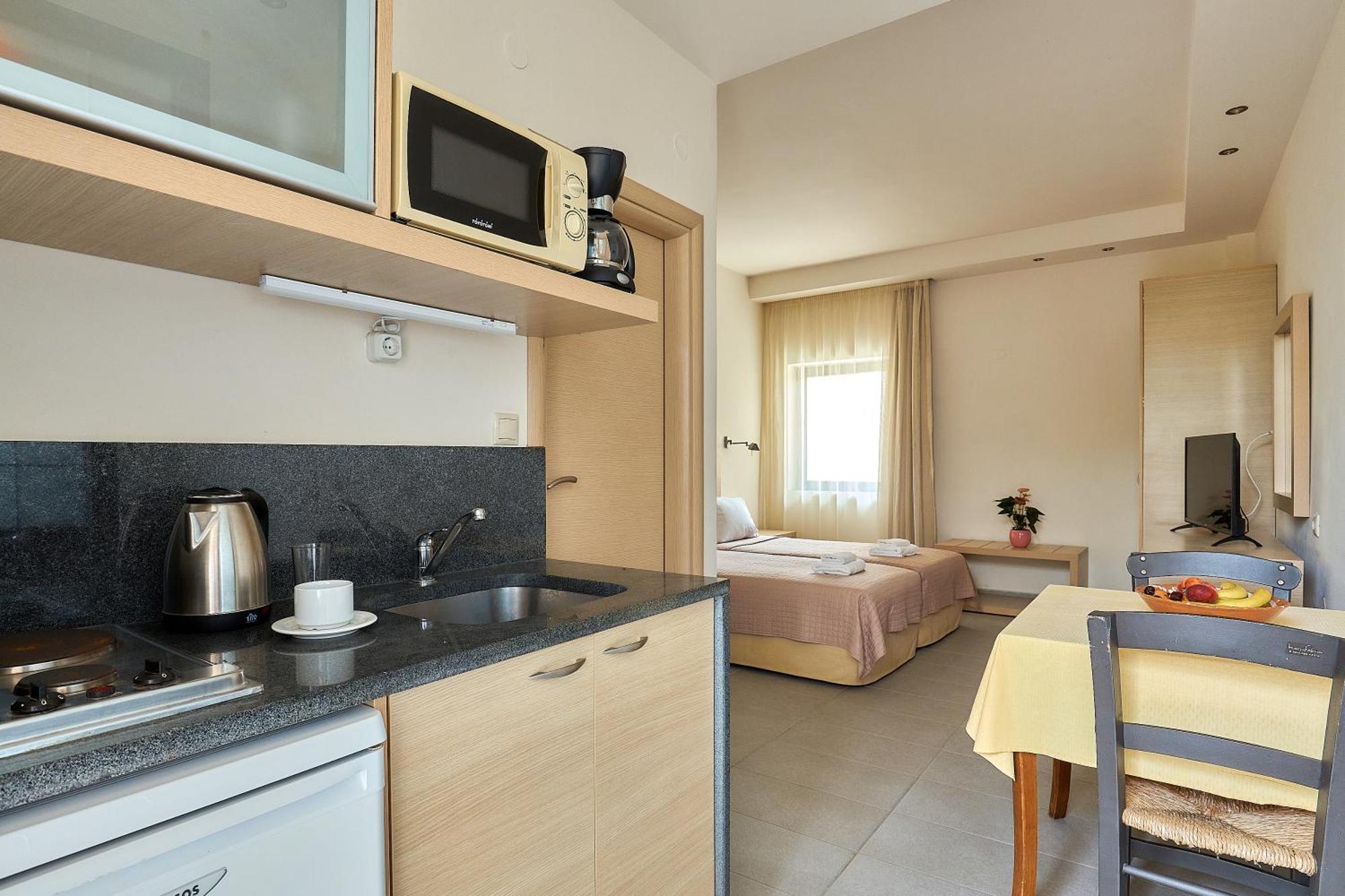 Creteco & Aparthotel 4*