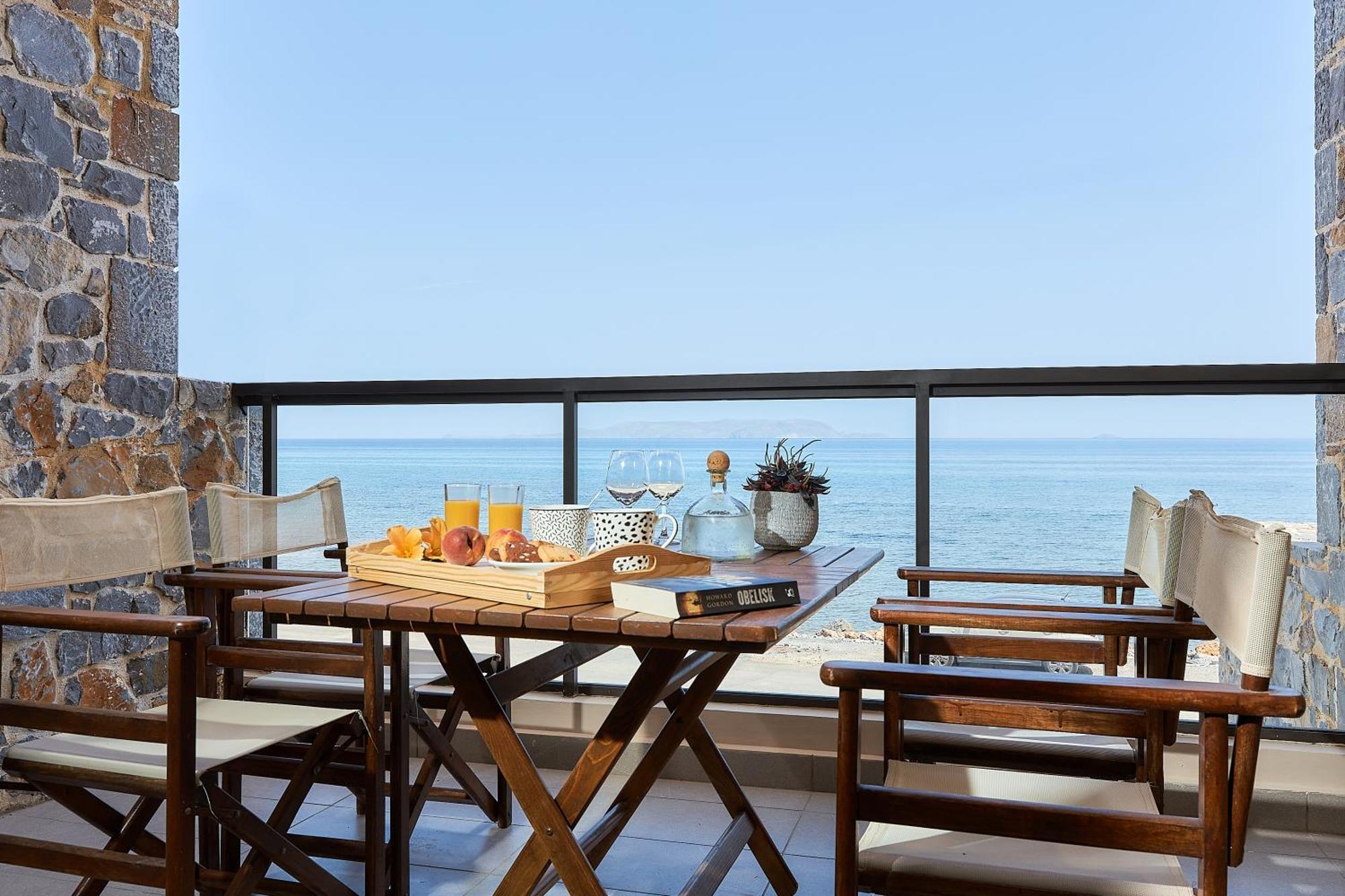 Creteco & Aparthotel 4*