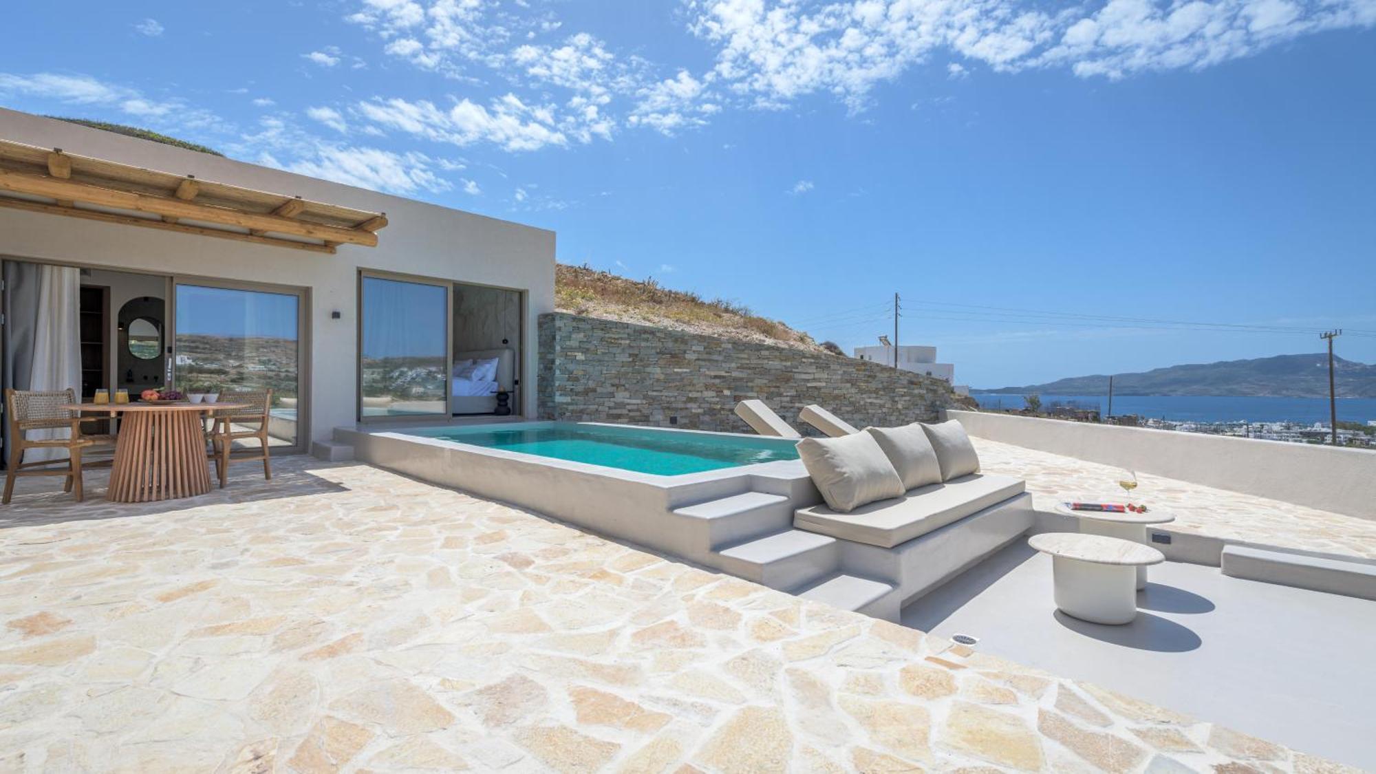 Solus Milos * Adamantas (Milos)