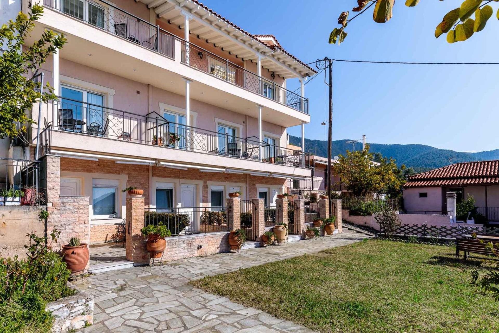 Belvedere Skopelos Neo Klima