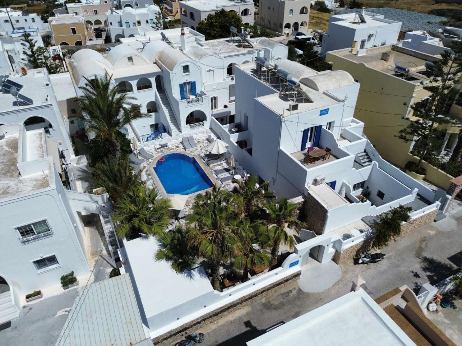 George Guest house Karterados (Santorini)
