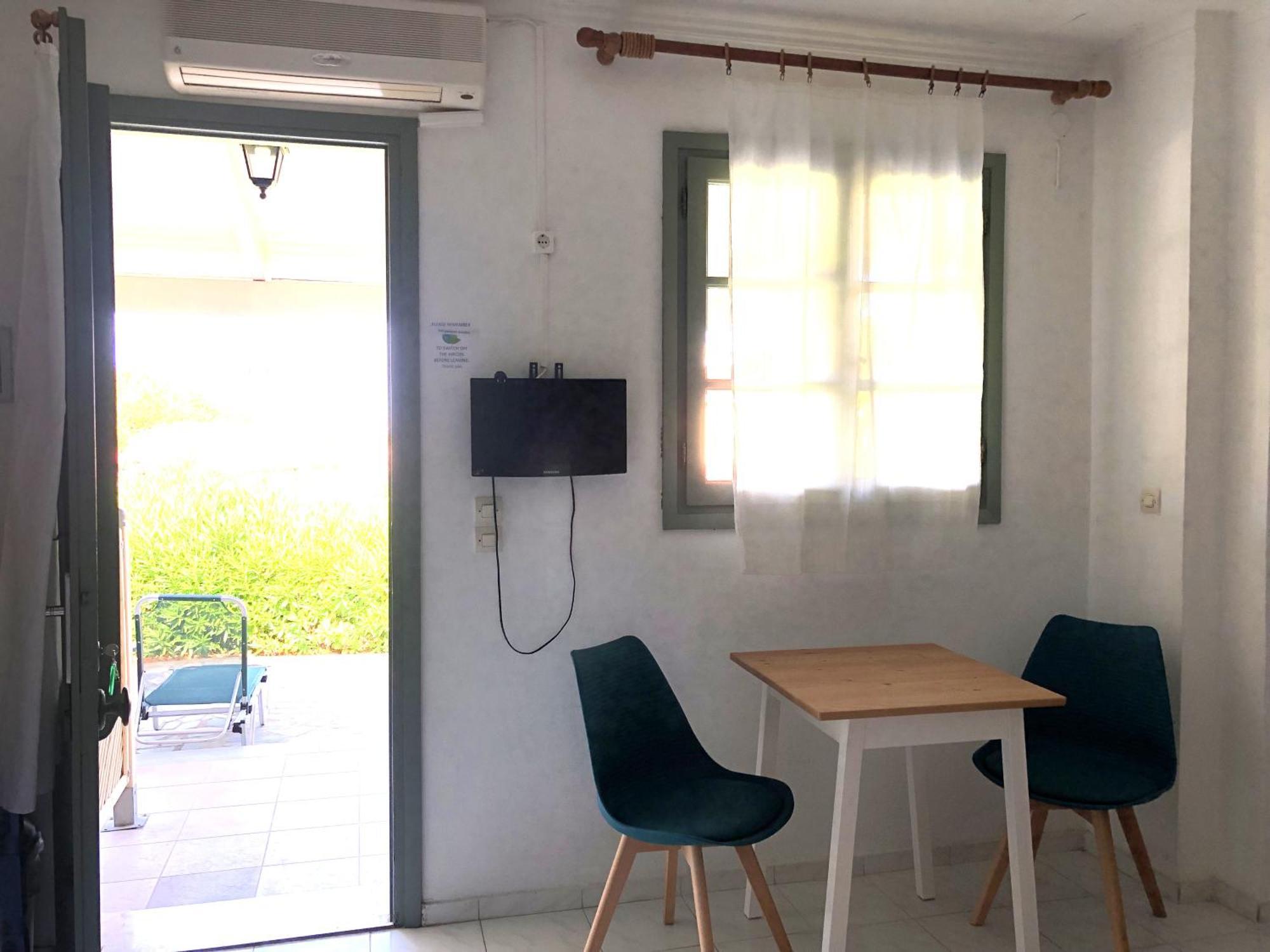 Despina And Apartment *