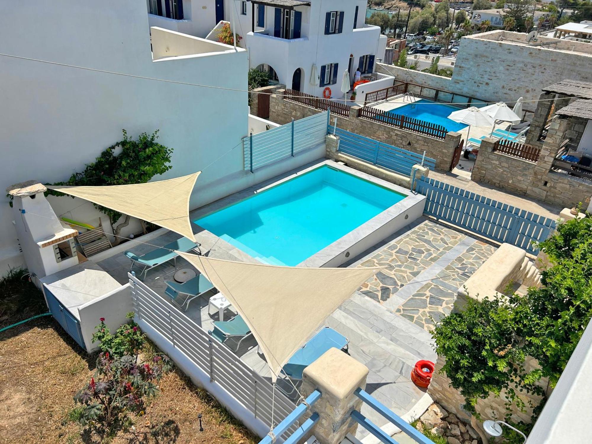 Villa Danae - Seaside With Pool & Hot Tub Piso Livadi