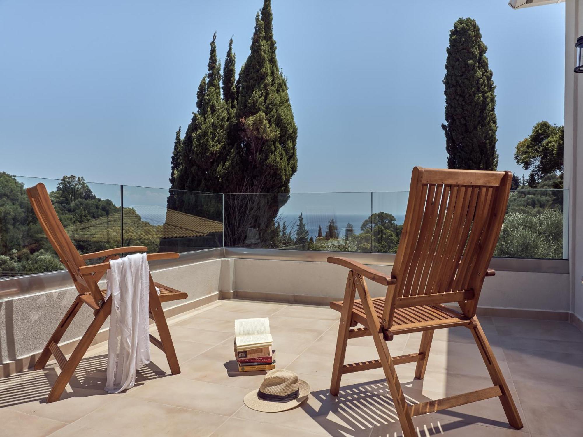 Chris & Jo Villas, Enchanting Escapes, With Heated Pools & Seaviews By Thinkvilla Villa *
