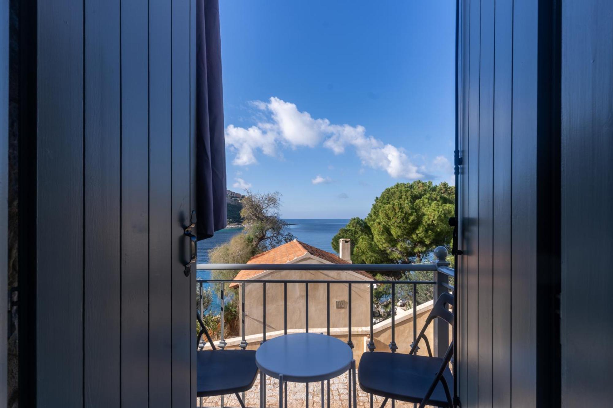 Holiday home Vina's Stone House Limeni
