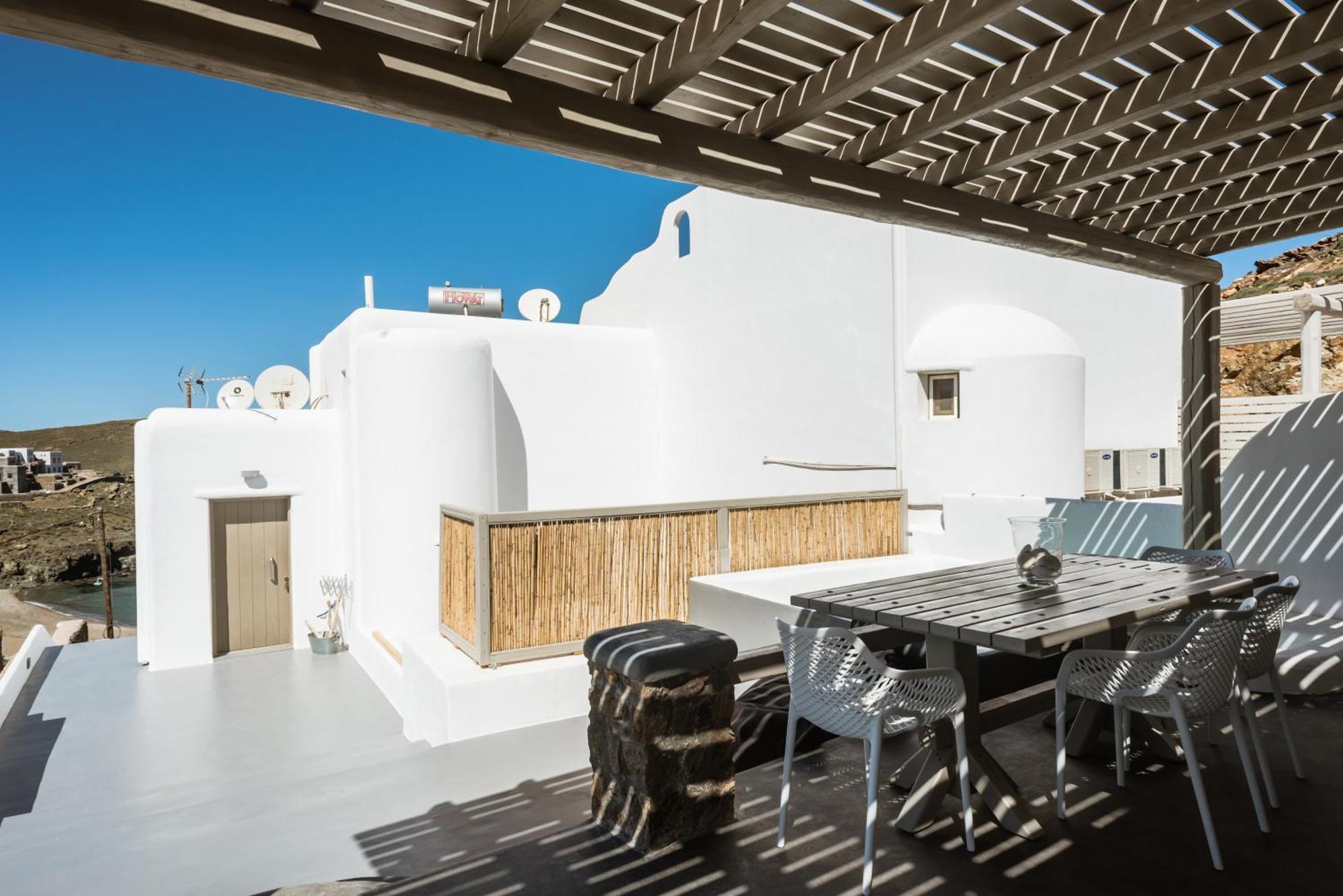 Mykonian & Aparthotel *