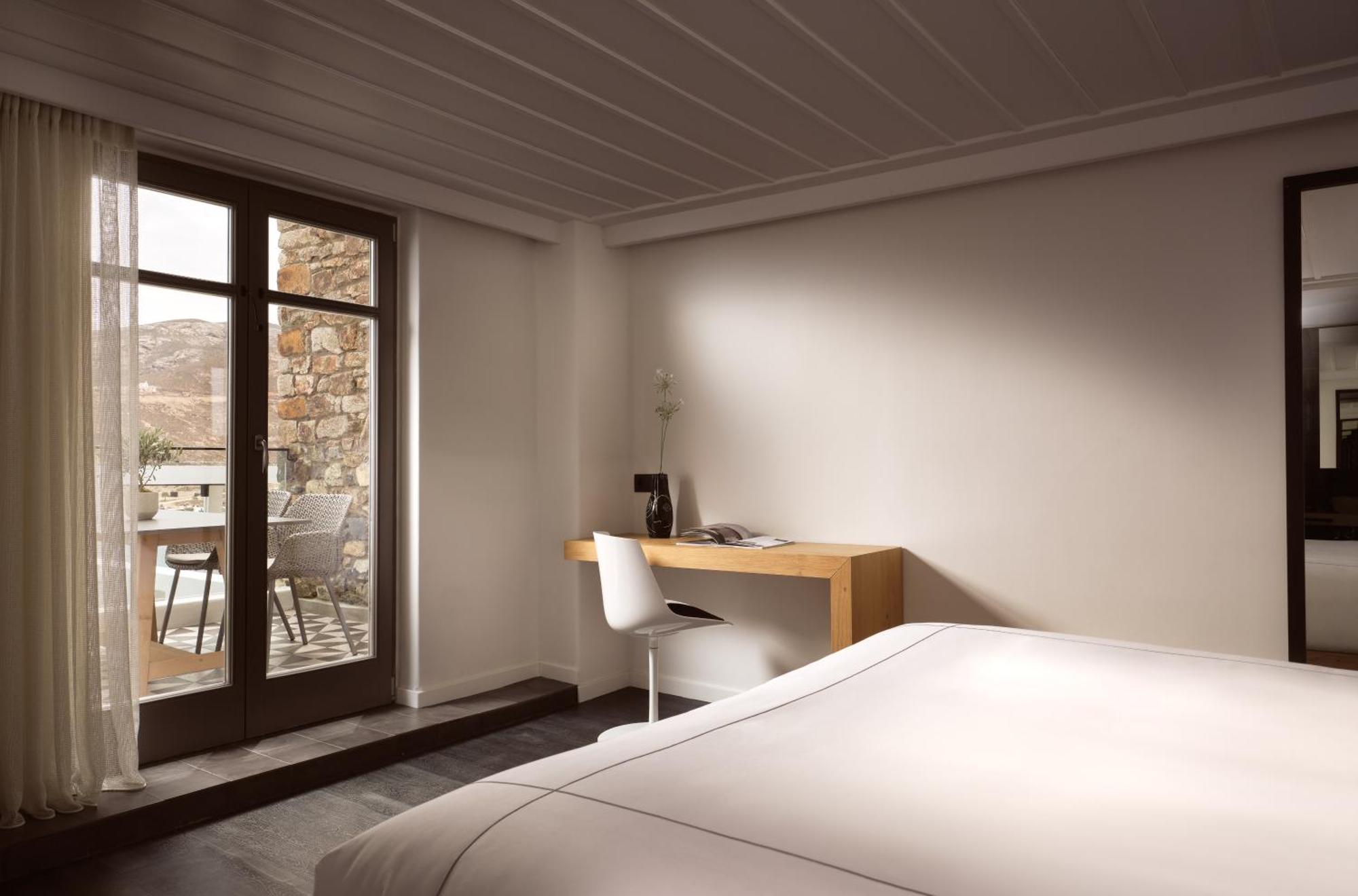 Hotel Semeli Coast Mykonos Curio Collection By Hilton Merchia Beach