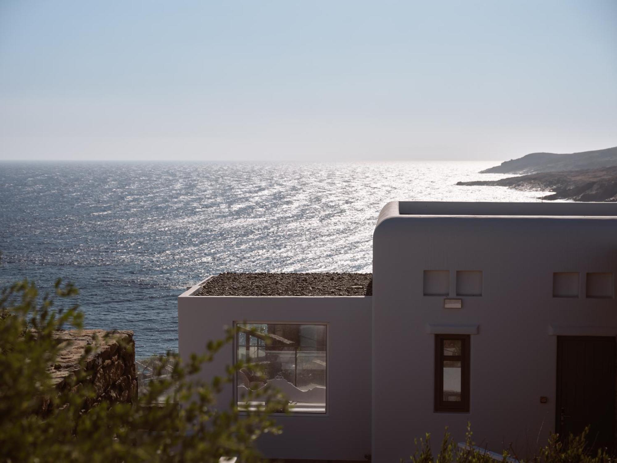 Semeli Coast Mykonos Curio Collection By Hilton Hotel 5*