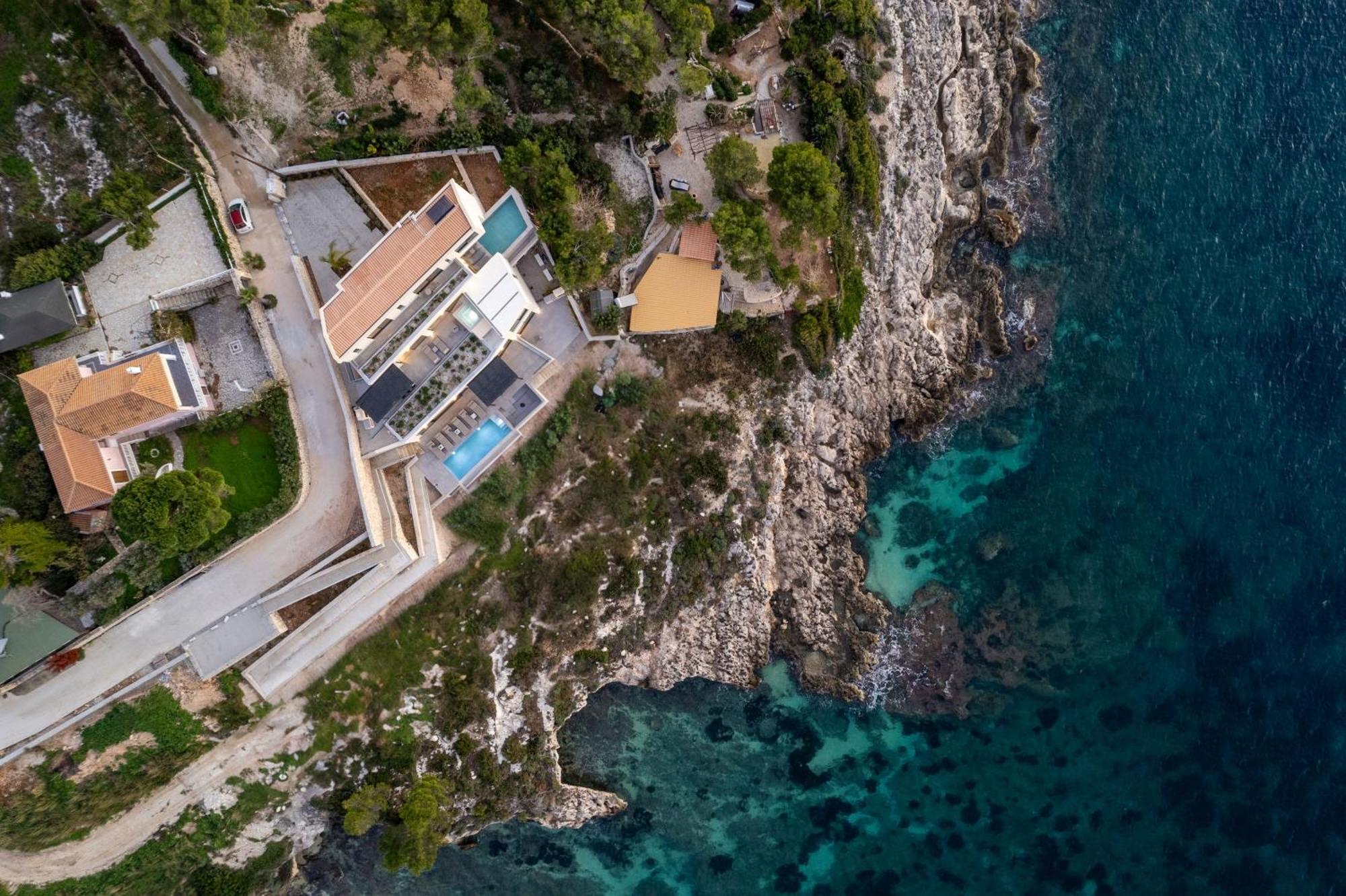 Villa Almos