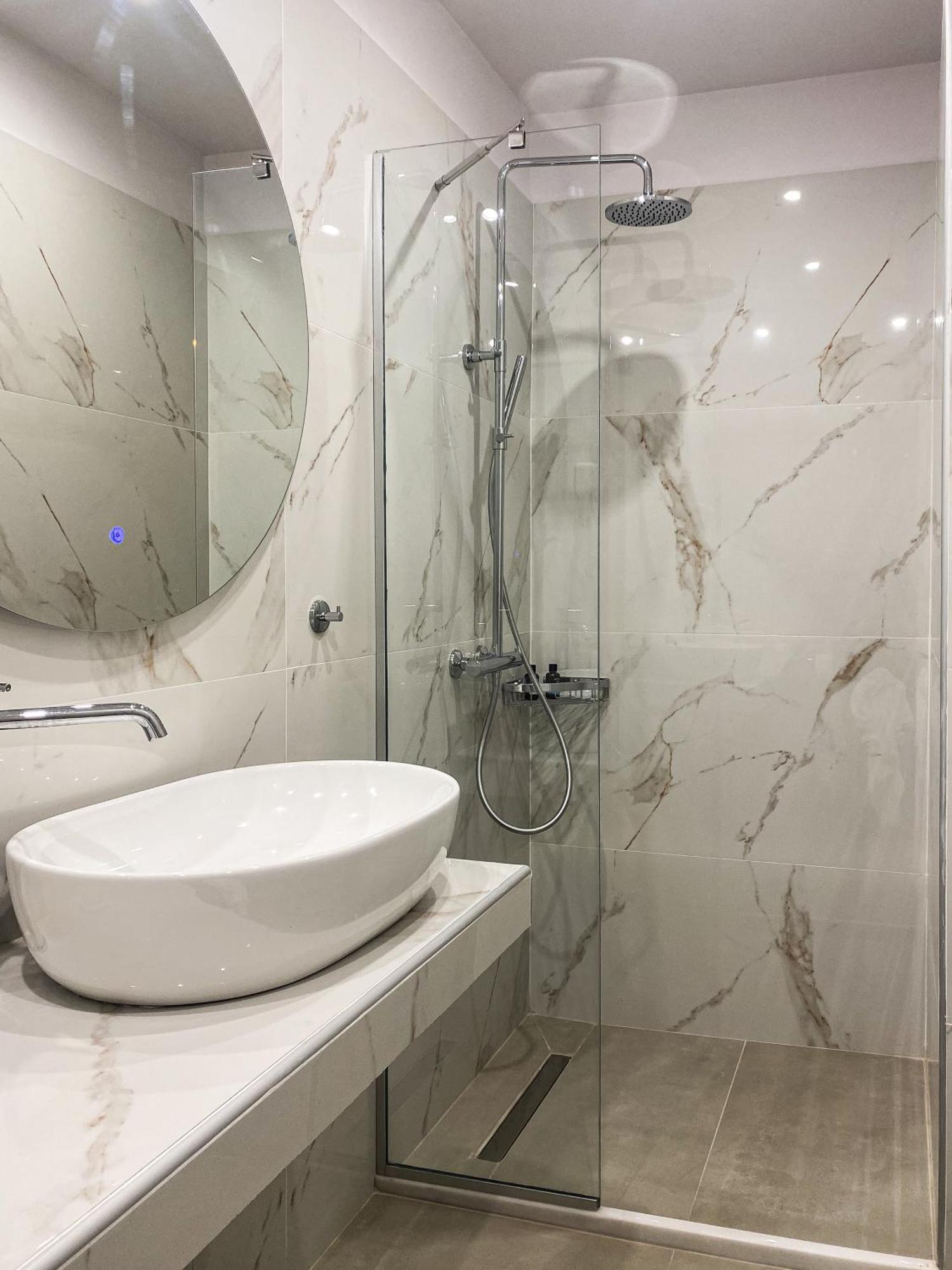 Modern With Large Private Balcony Apartment Athens