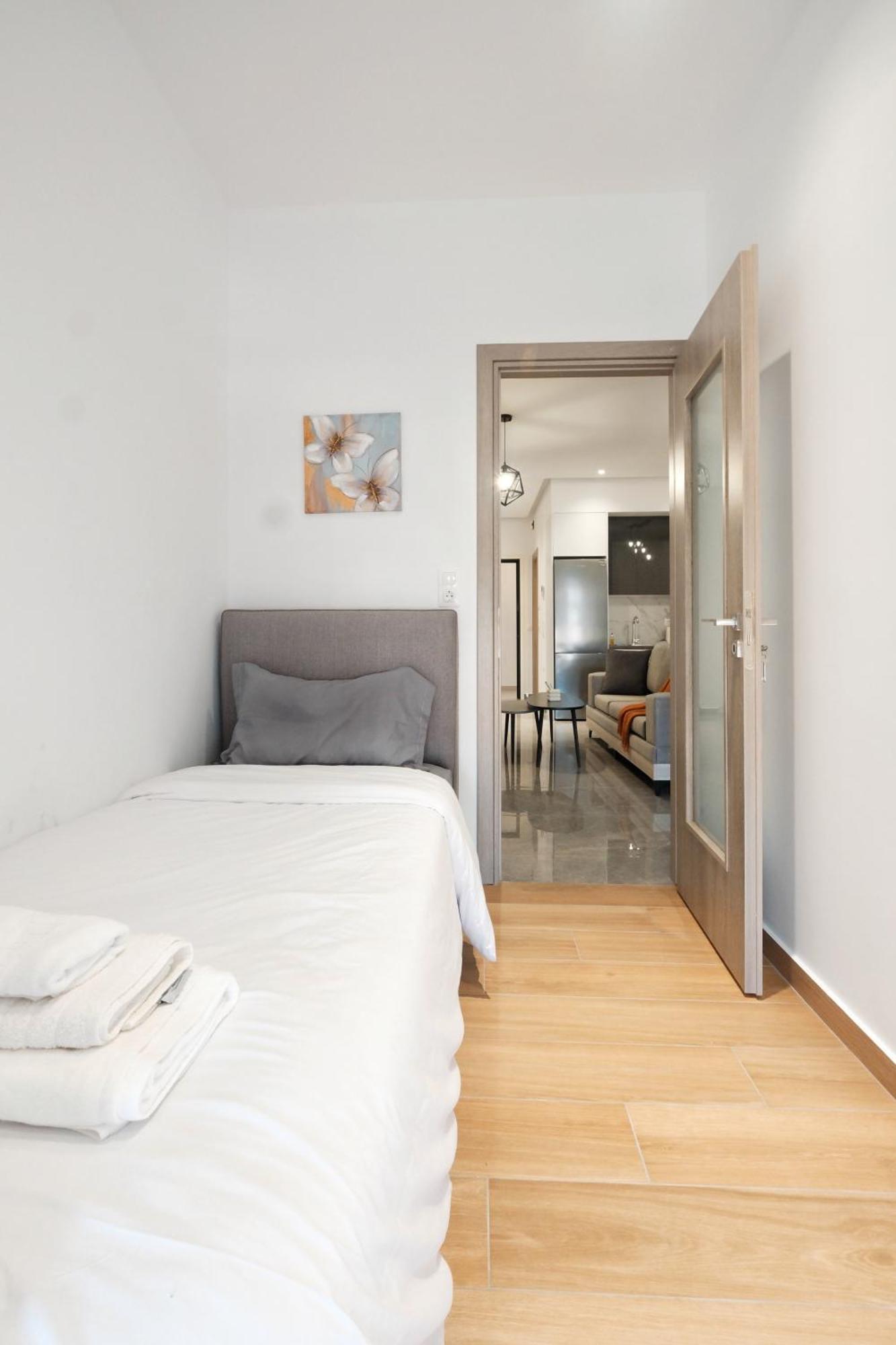 New Penthouse With Great View Apartment *