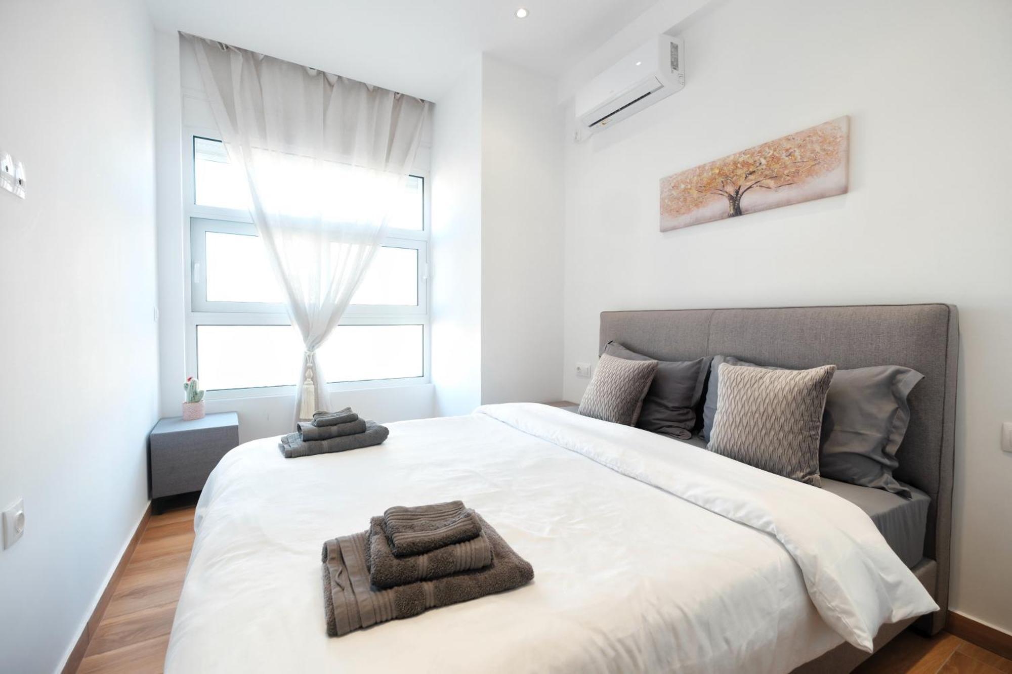 New Penthouse With Great View Apartment *