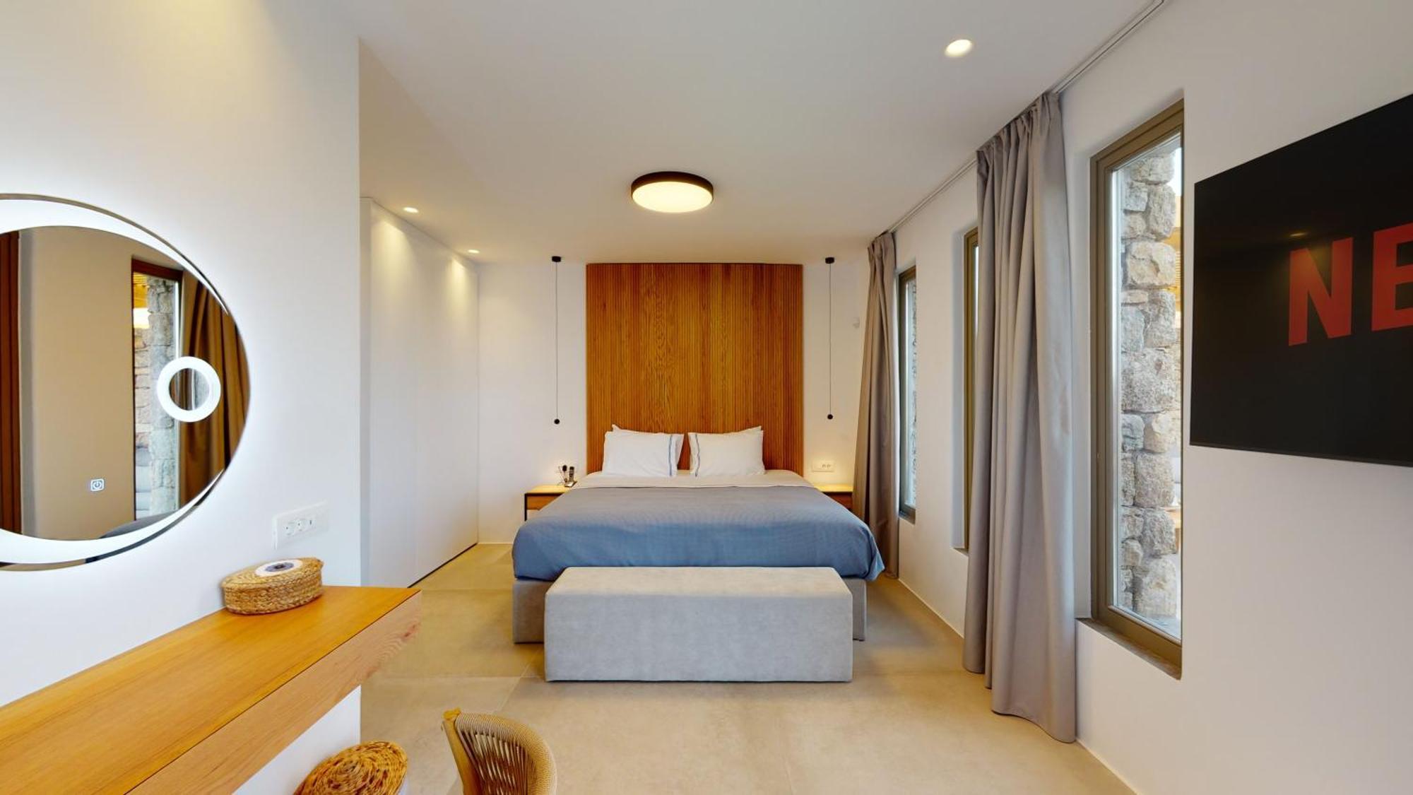 Nasta & Intentional Living Mykonos