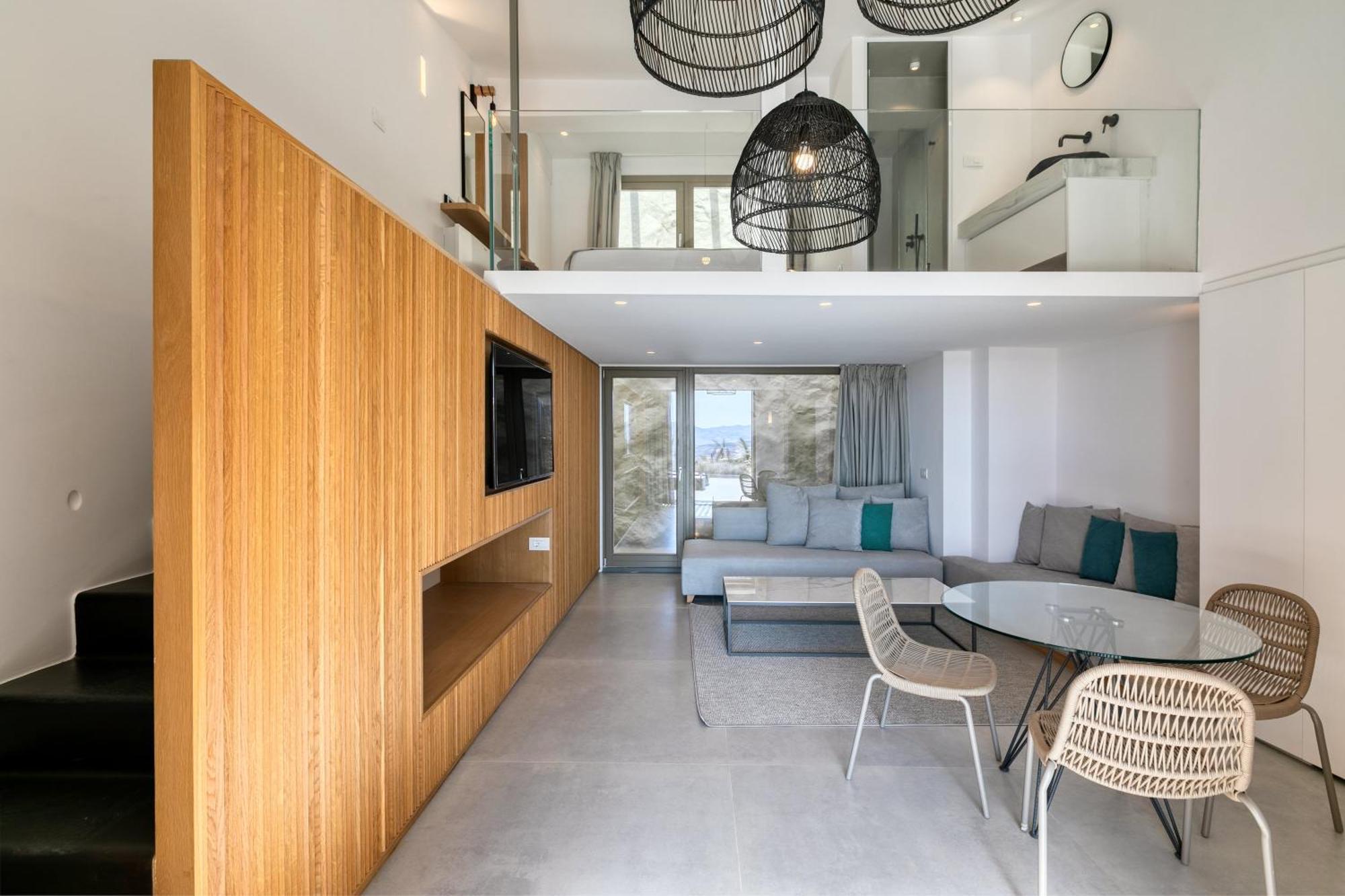 Hotel Nasta & Intentional Living Mykonos