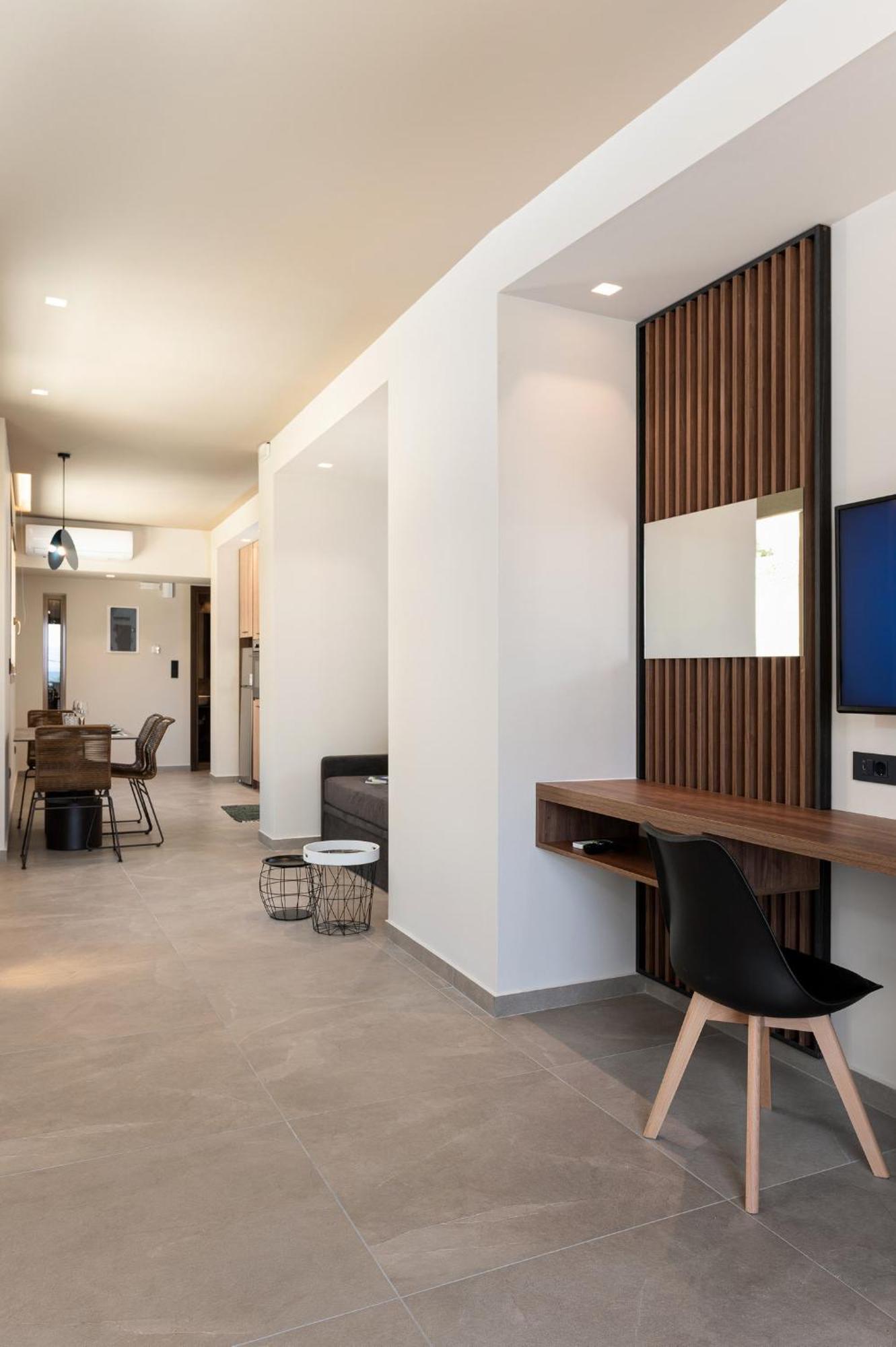 Cove Luxury *