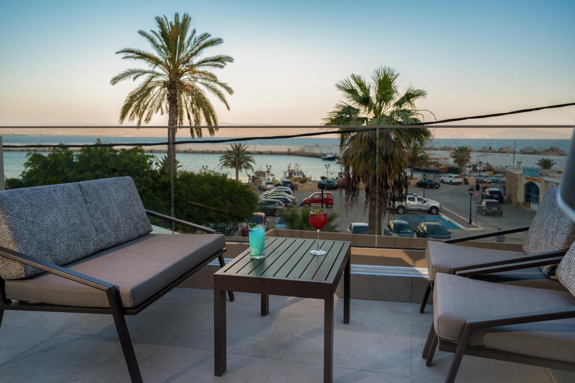 Aparthotel Cove Luxury *