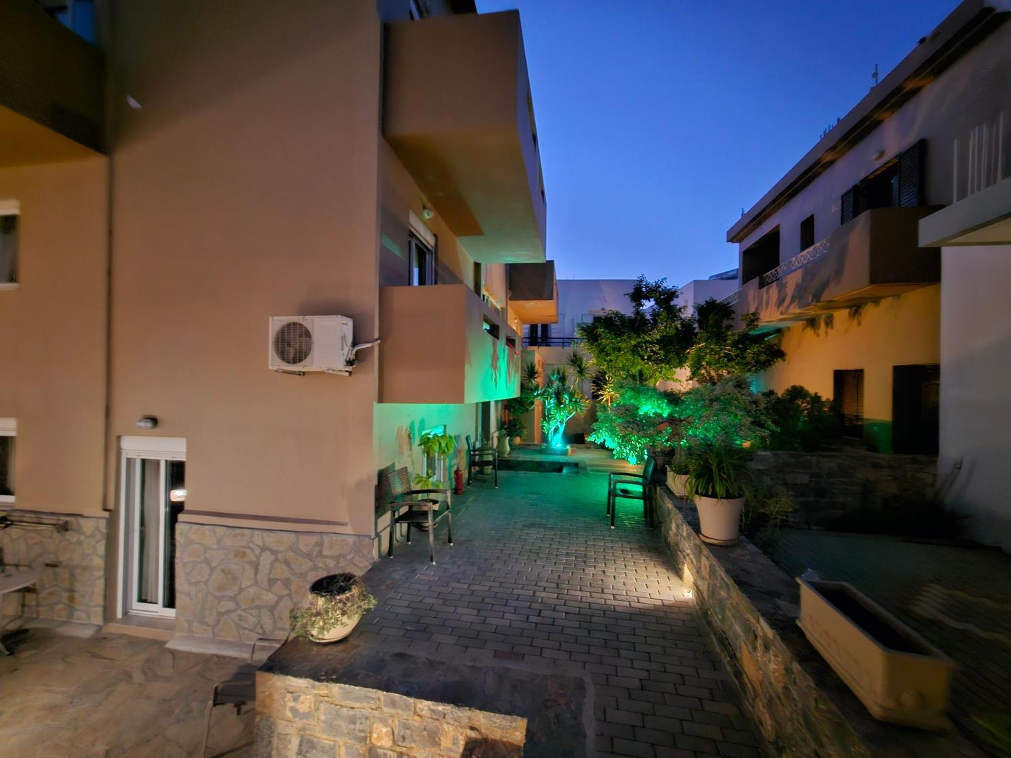 Sunrise Aparthotel