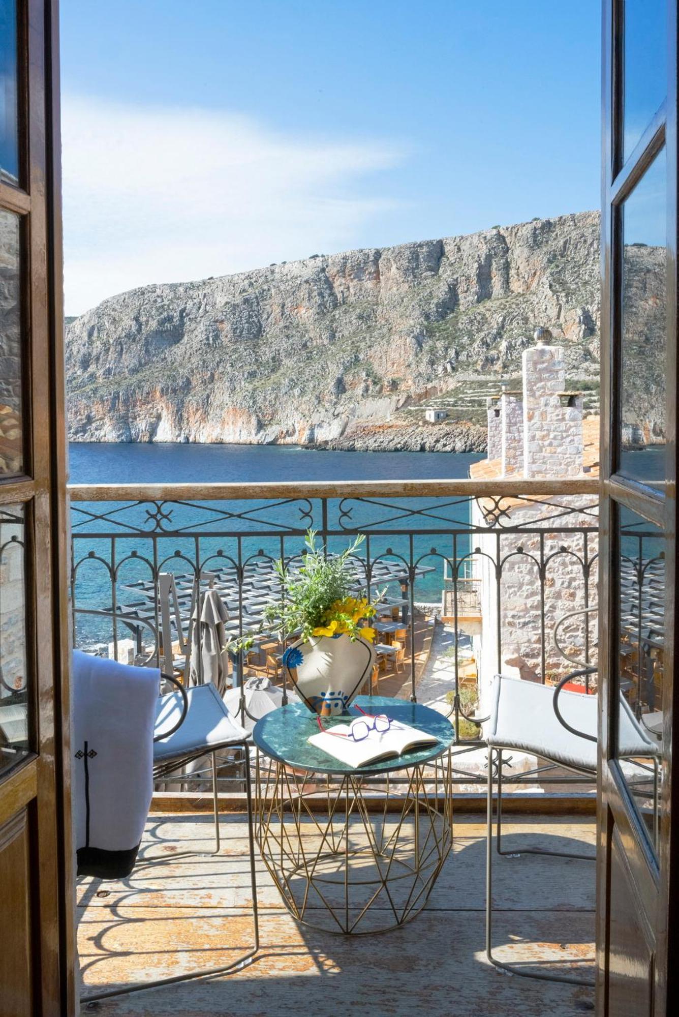 Kyrimai Hotel 4*