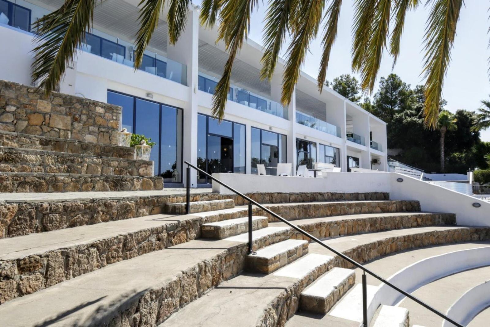 Hotel Aiora 3*