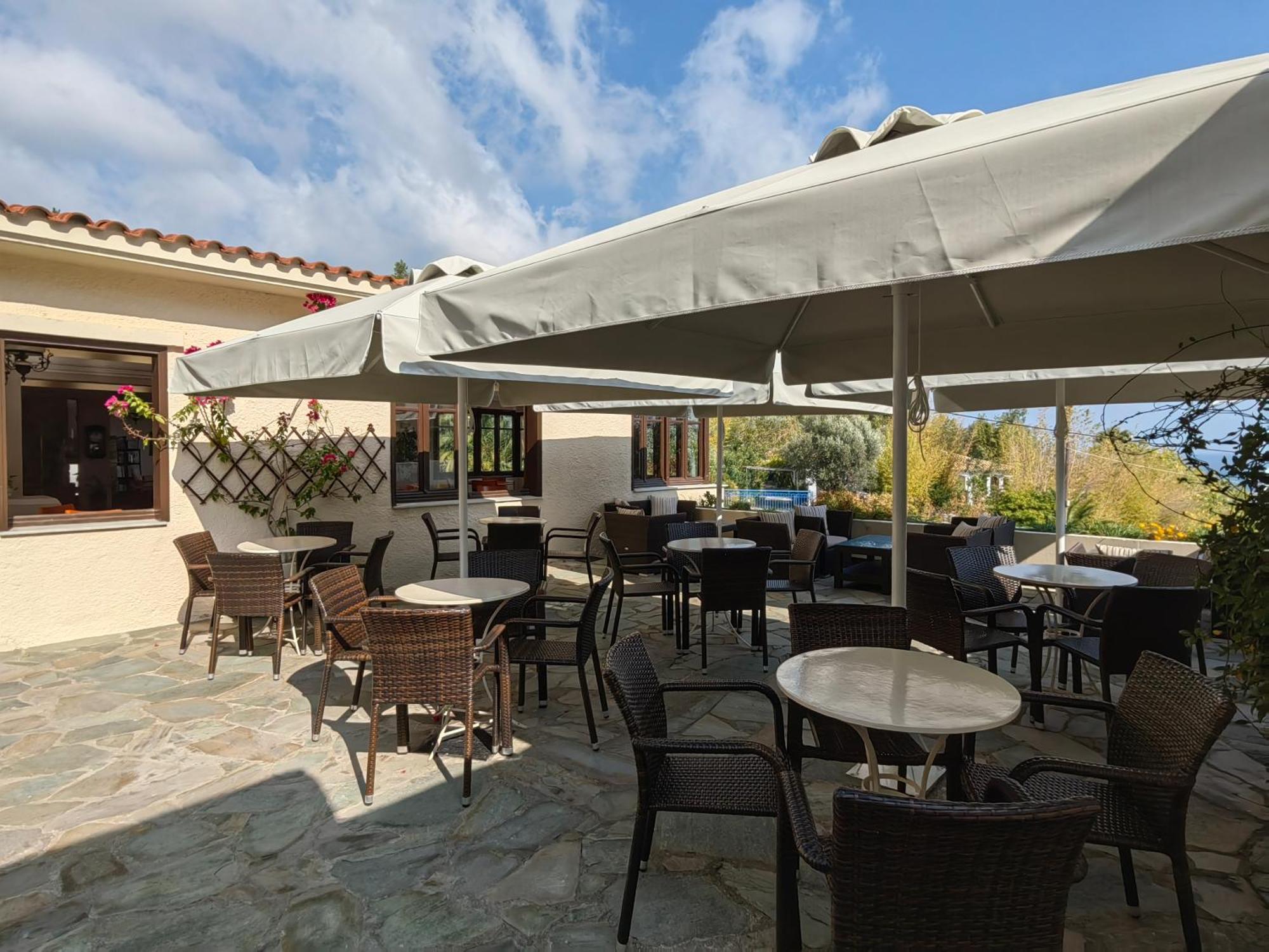 Hotel Corali 2*