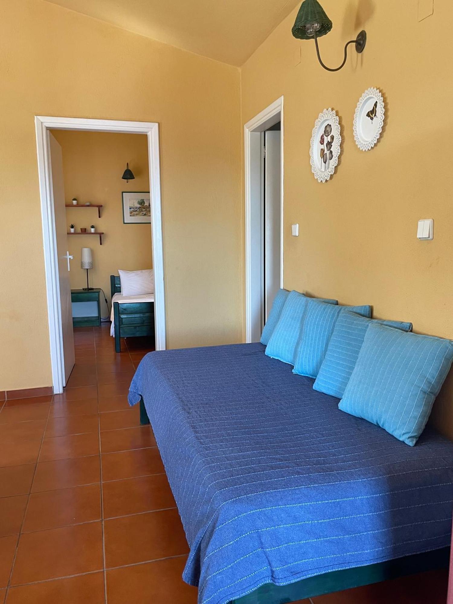 The Yellow Apartment Agios Nikolaos (Chalkidiki)