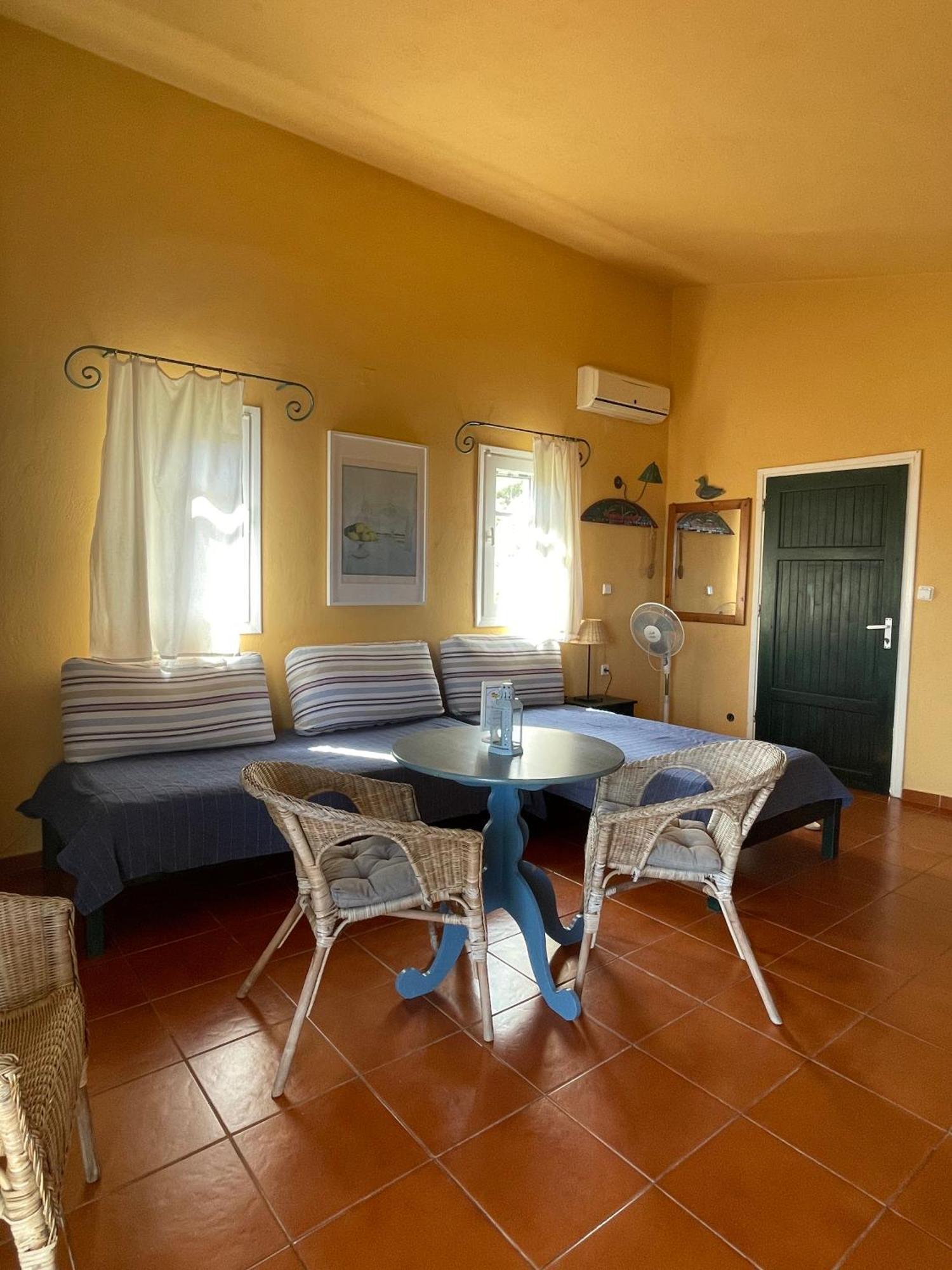 Apartment The Yellow Agios Nikolaos (Chalkidiki)