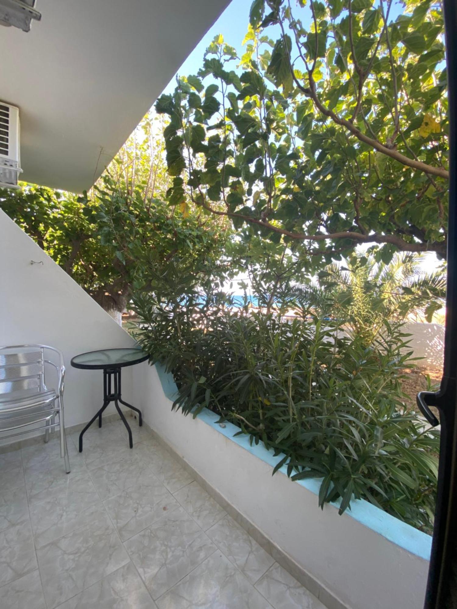 Orthi Ammos Guest house Frangocastelo
