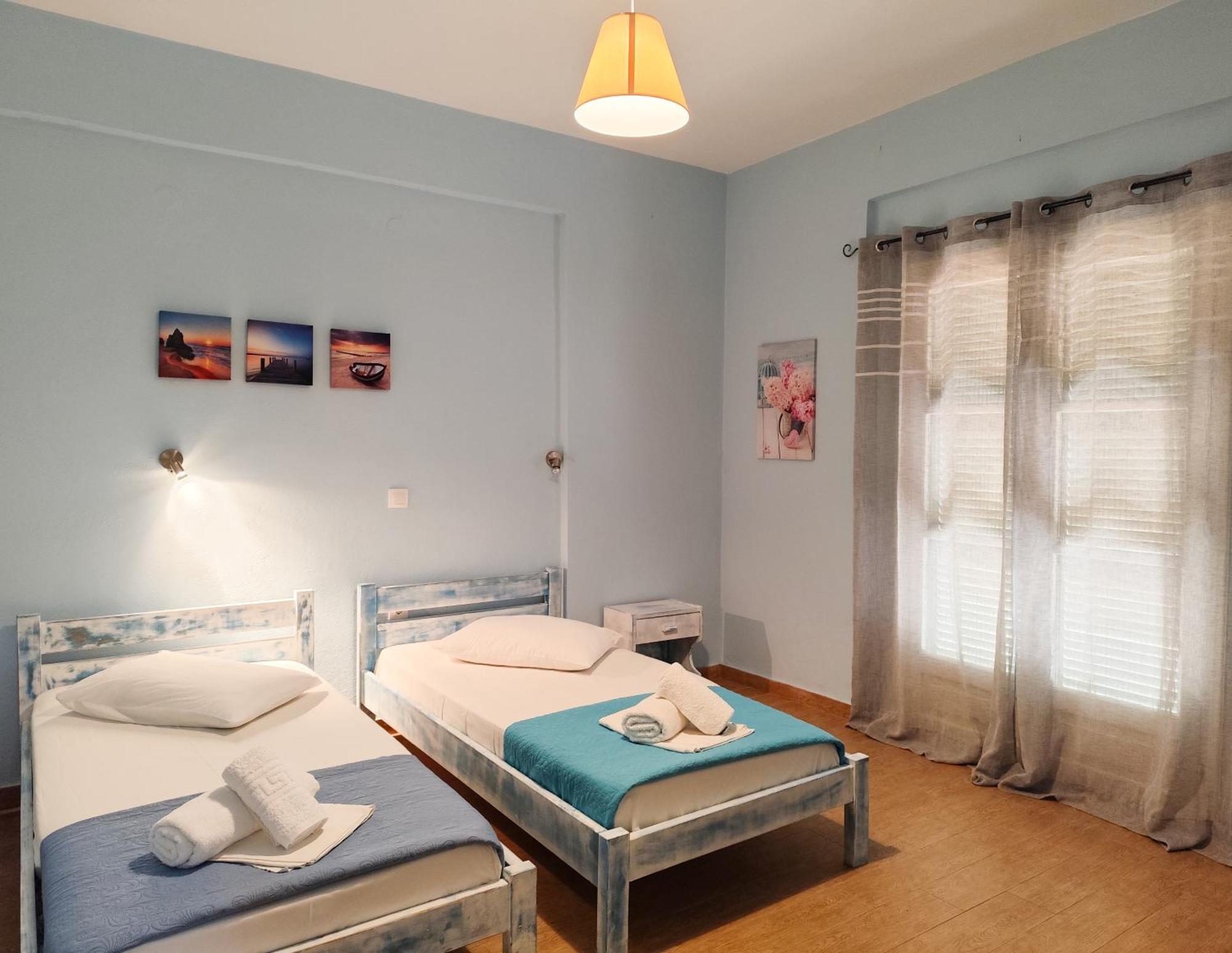 Kostas-ne Corfu With Heated Salt Swimming Pool Agios Spyridon (Corfu)