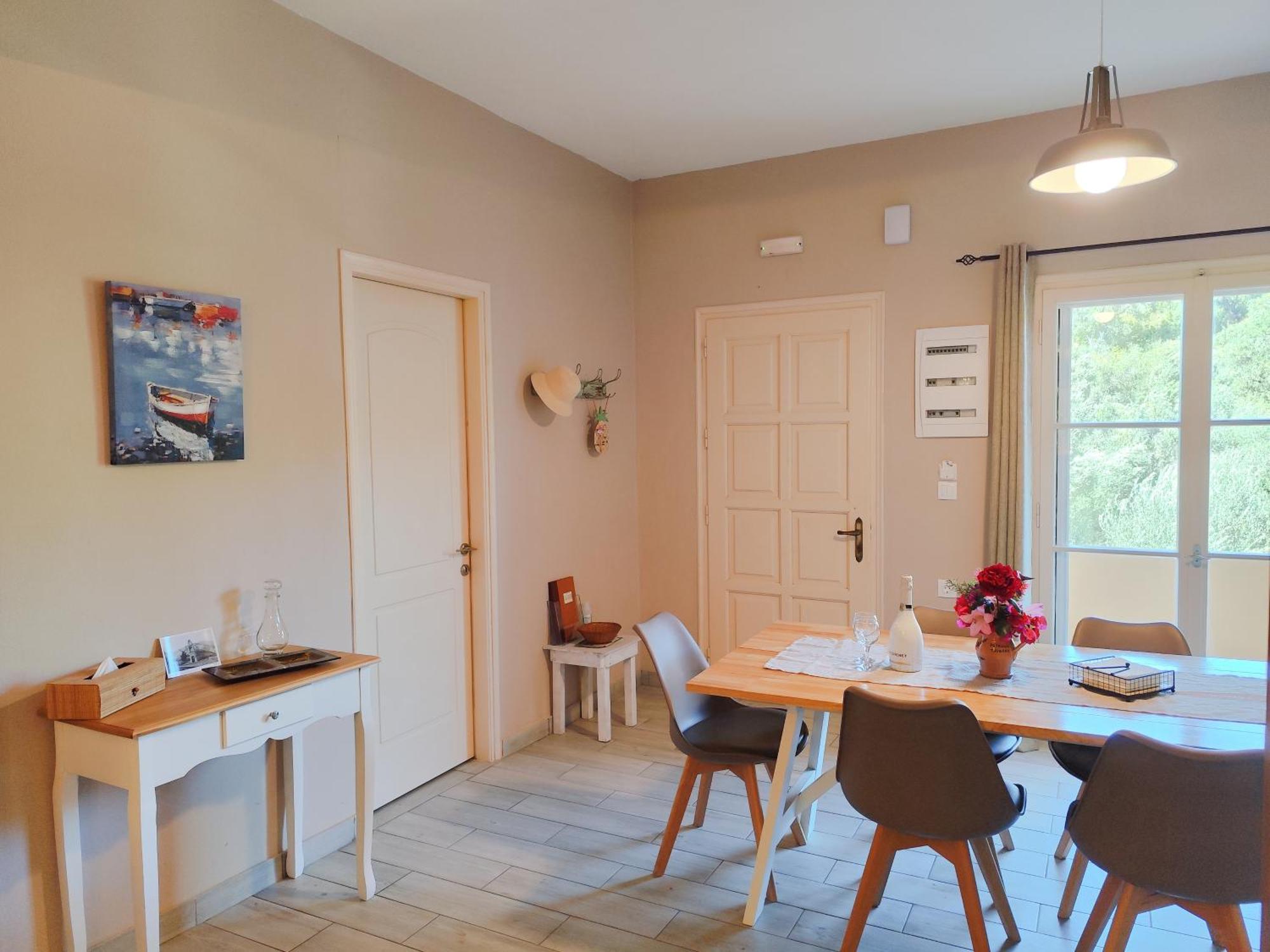 Villa Kostas-ne Corfu With Heated Salt Swimming Pool *