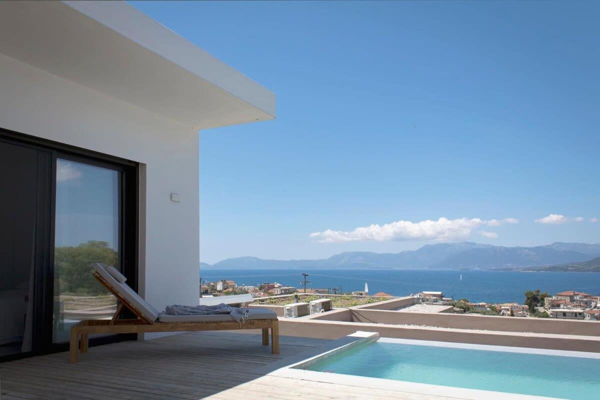 Villa Anna Palairos