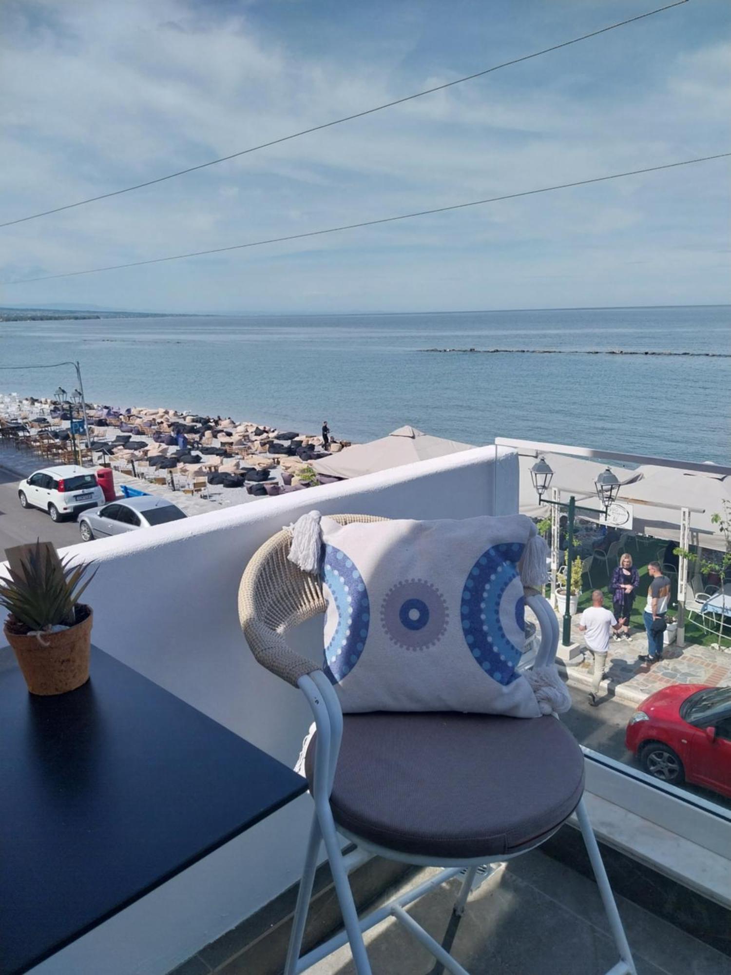 Galazio Seaside Luxury & Coffee Shop