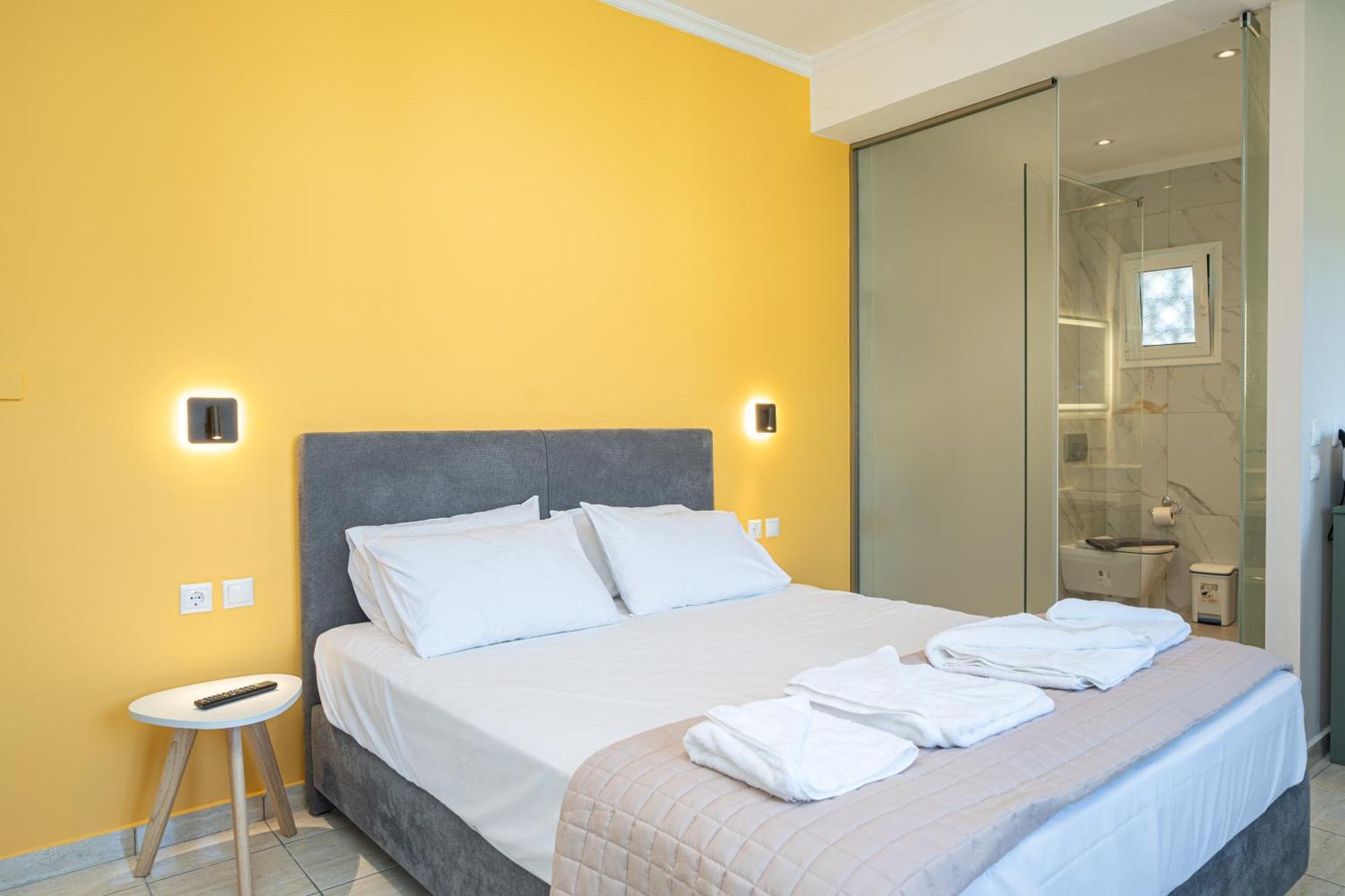 Aparthotel Filalithis & *