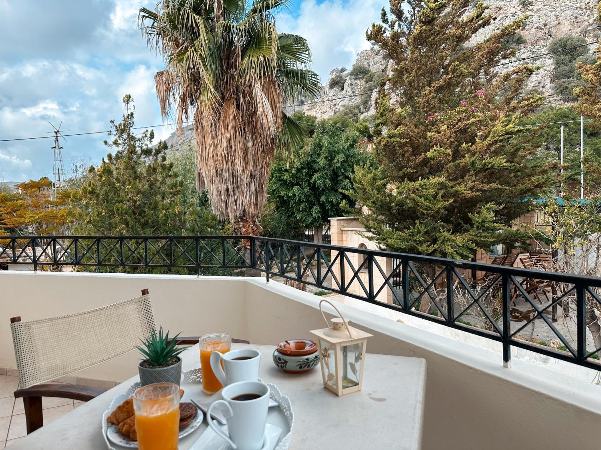 Theonia Villas Apartment