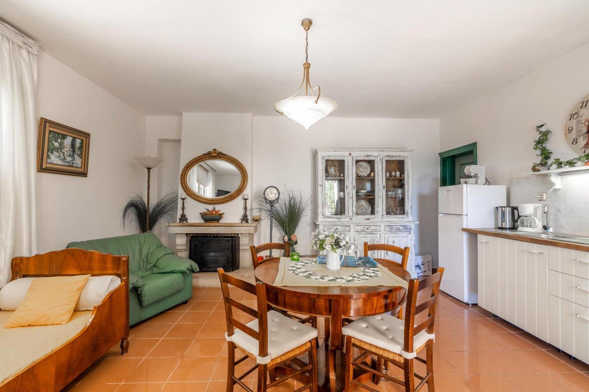 Palazzo Reale Villa Hersonissos (Crete)