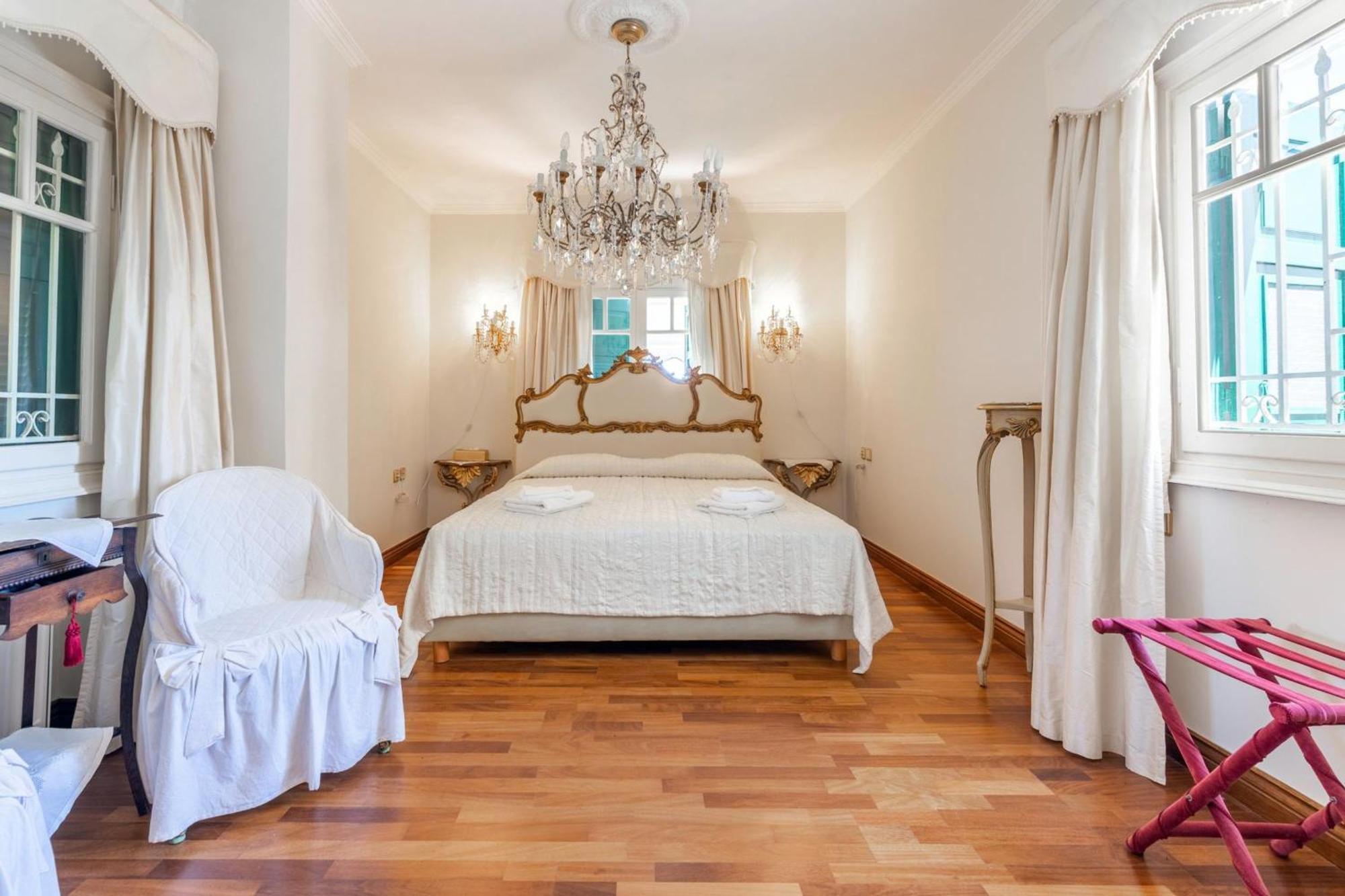 Palazzo Reale Villa Hersonissos (Crete)