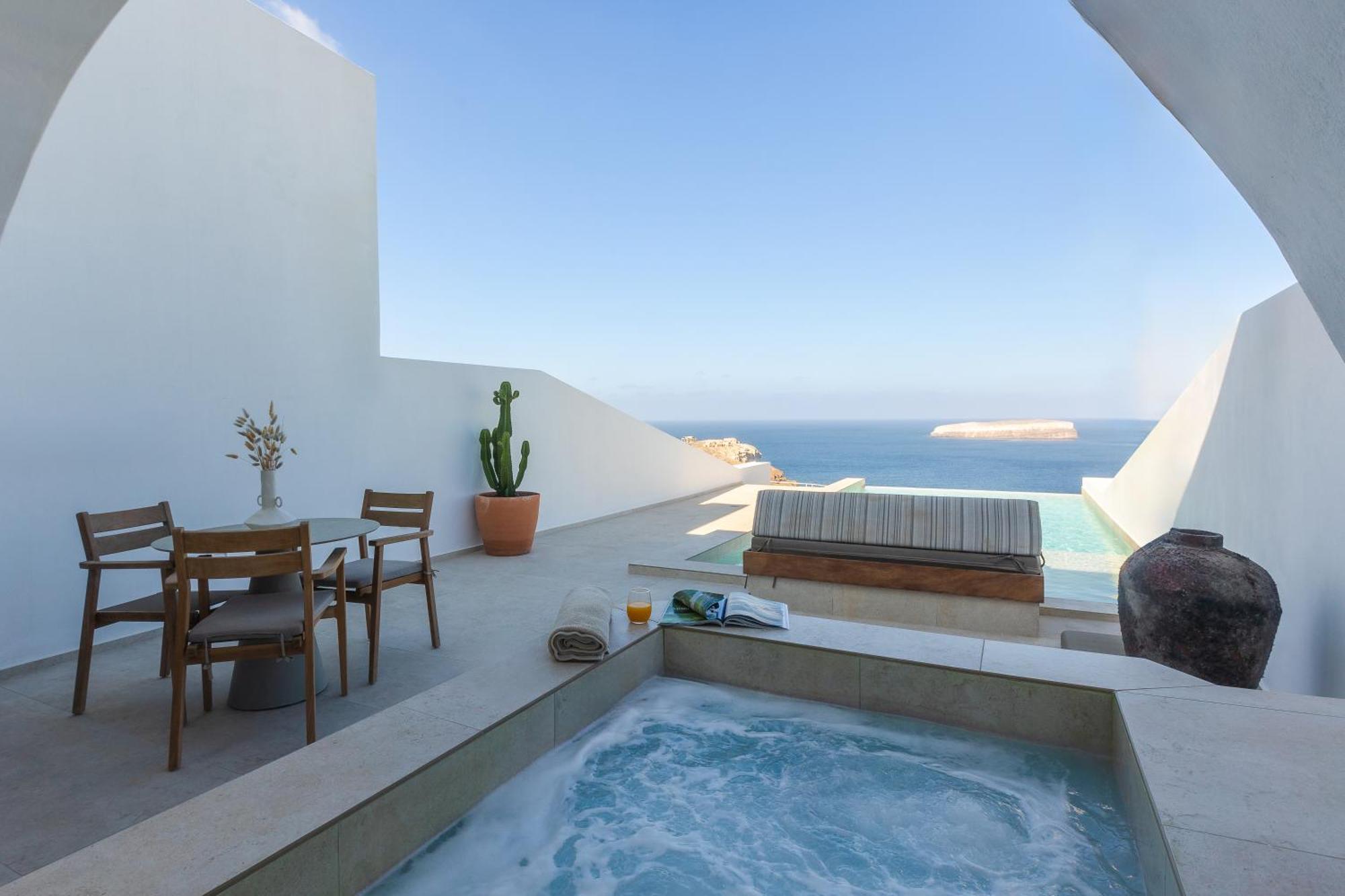 Omna Caldera Aparthotel *