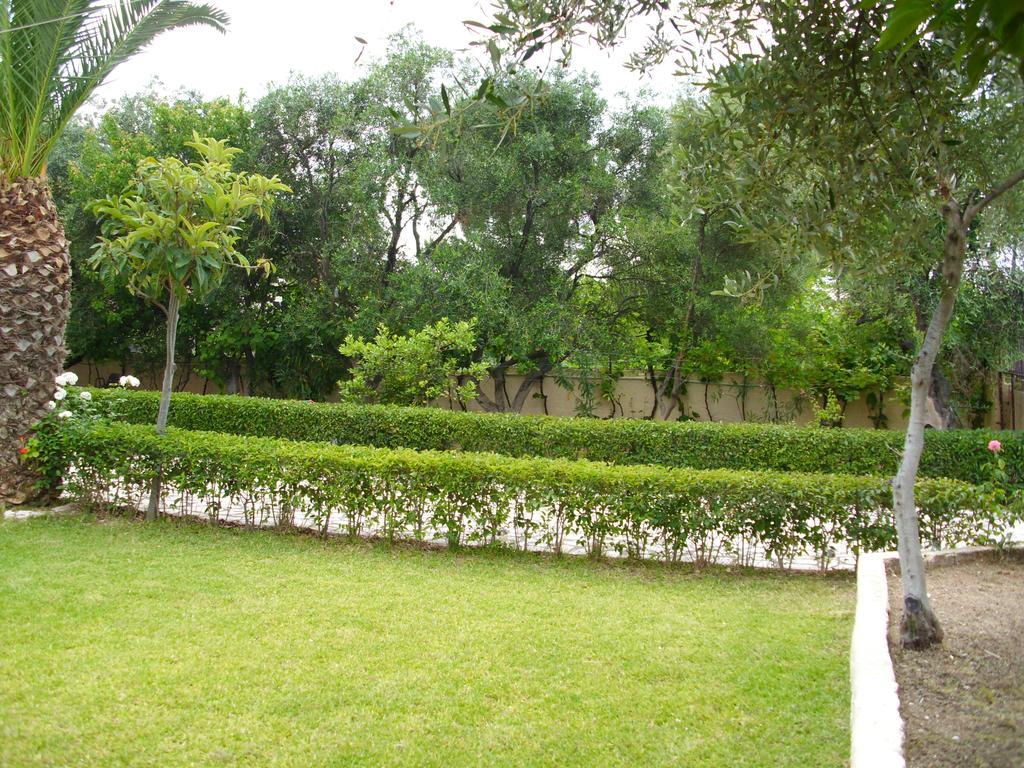 Olga's Garden * Almiros Beach