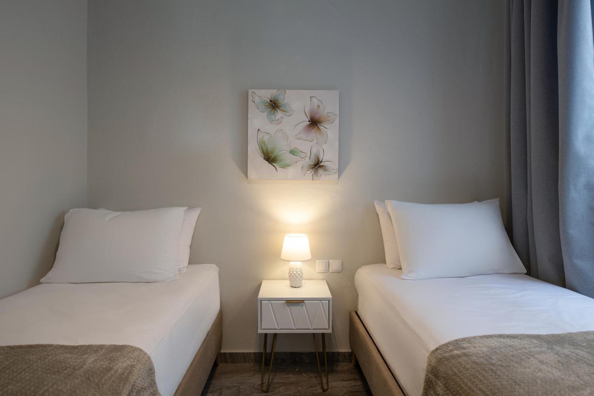 Amadeus Golden Villa *